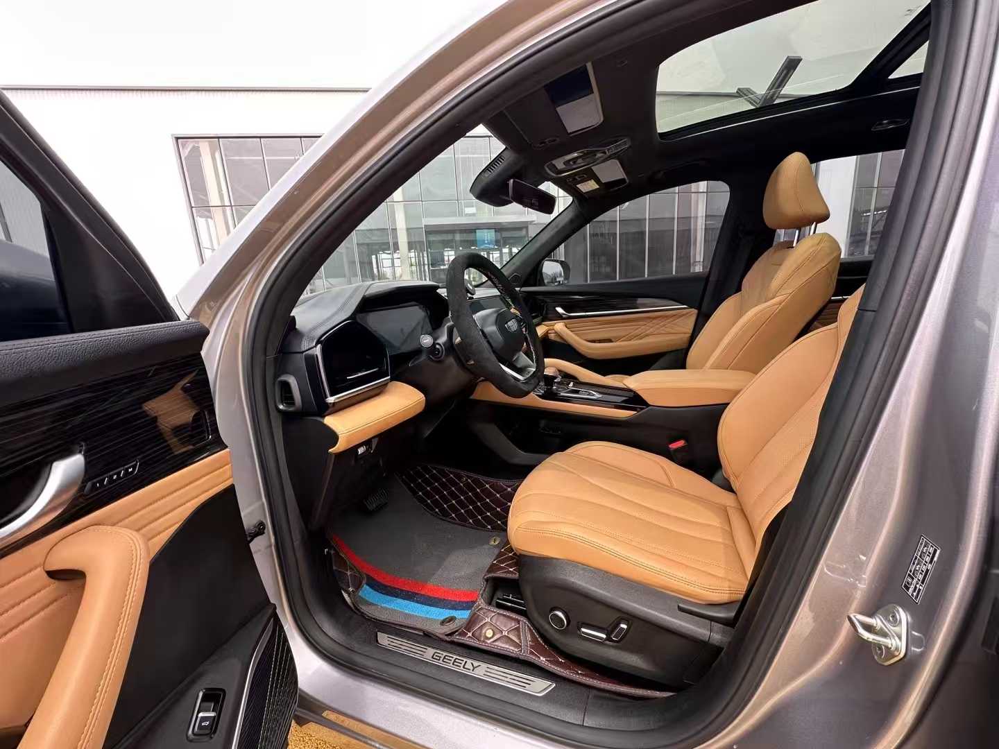 GEELY Monjaro MHEV 2024 #6 GEELY Monjaro MHEV 2024 car image #6