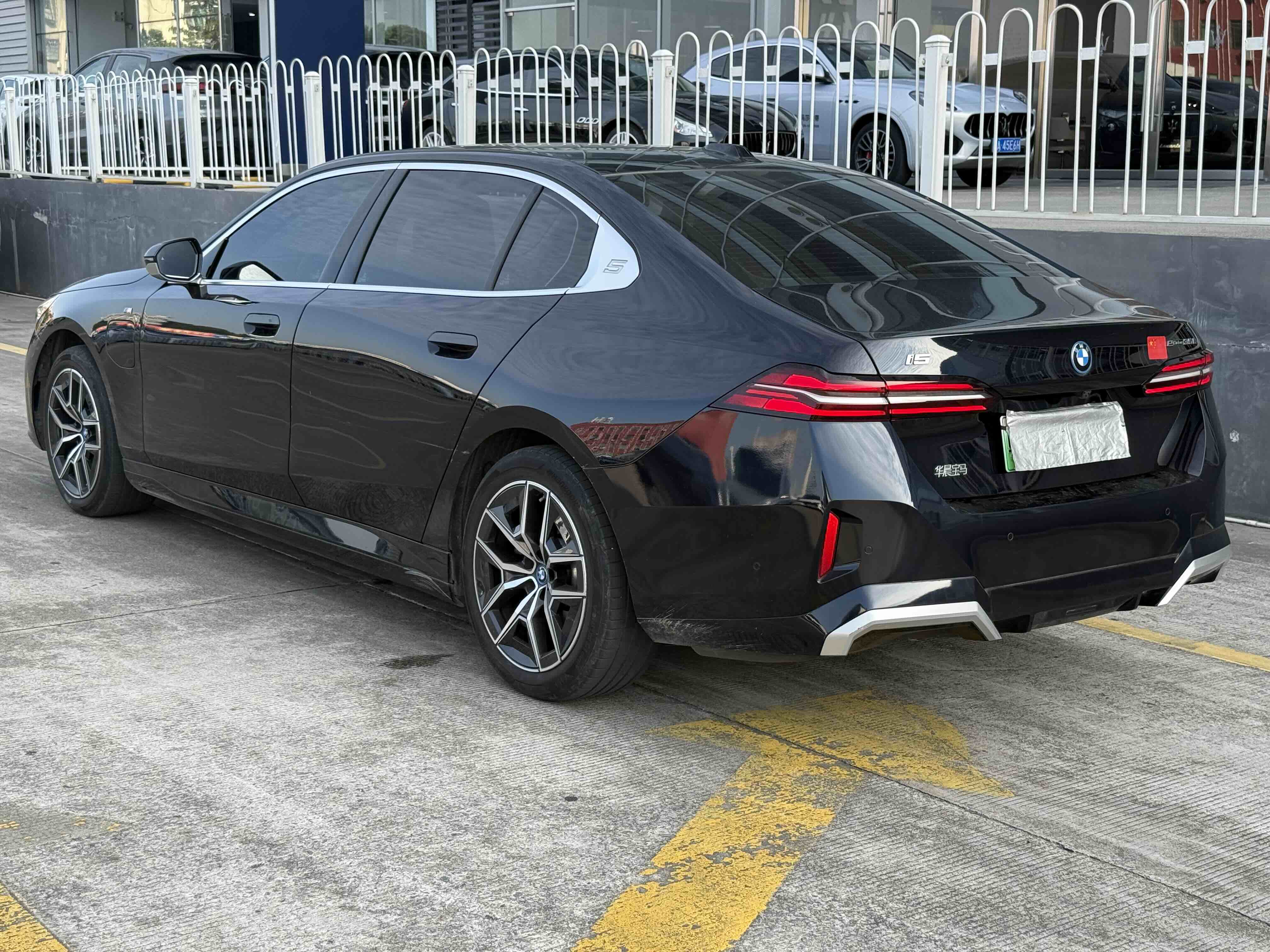 BMW i5 M60 2024 #6 BMW i5 M60 2024 immagine di auto #6