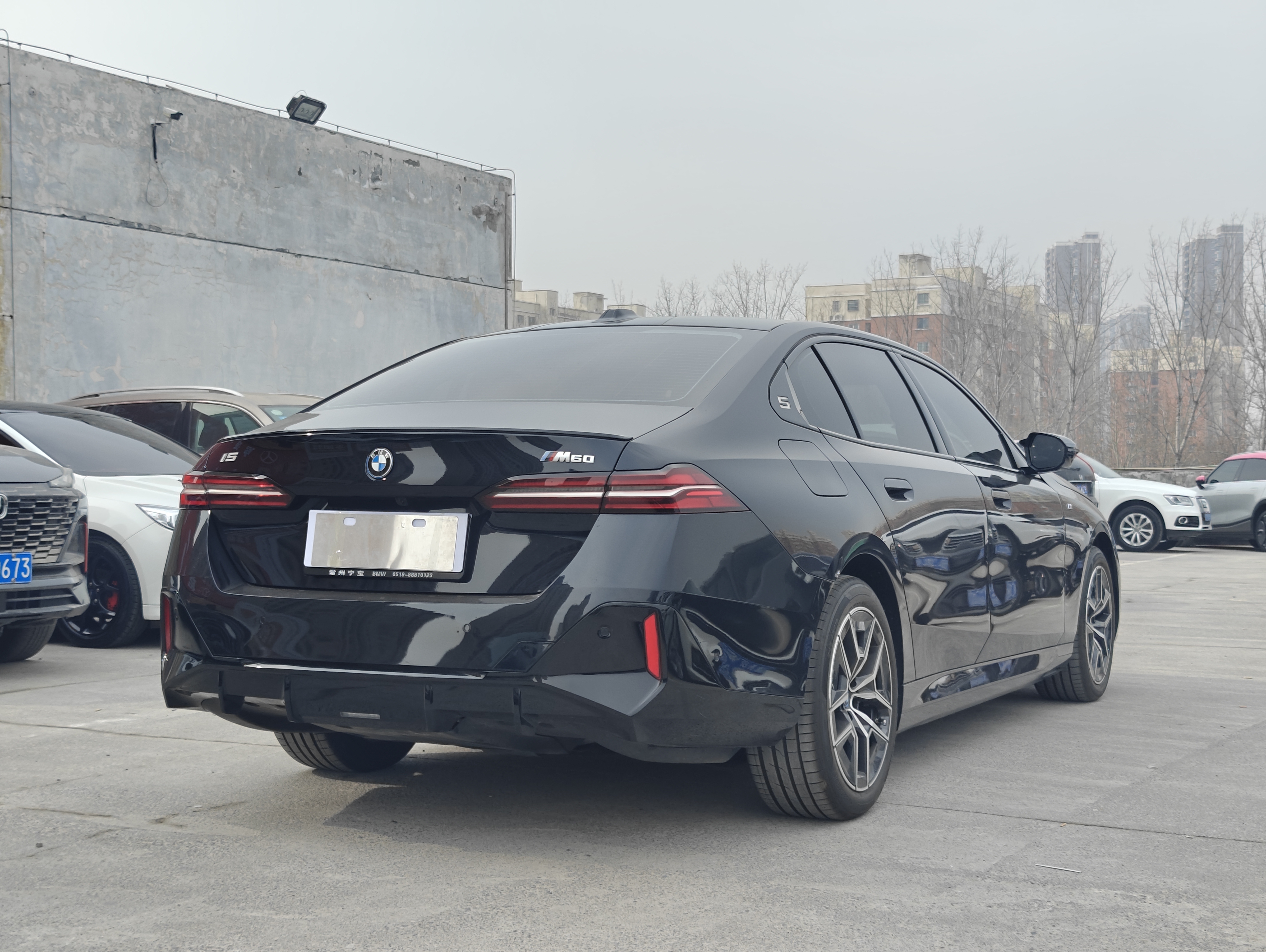 BMW i5 2024 immagine di auto #6