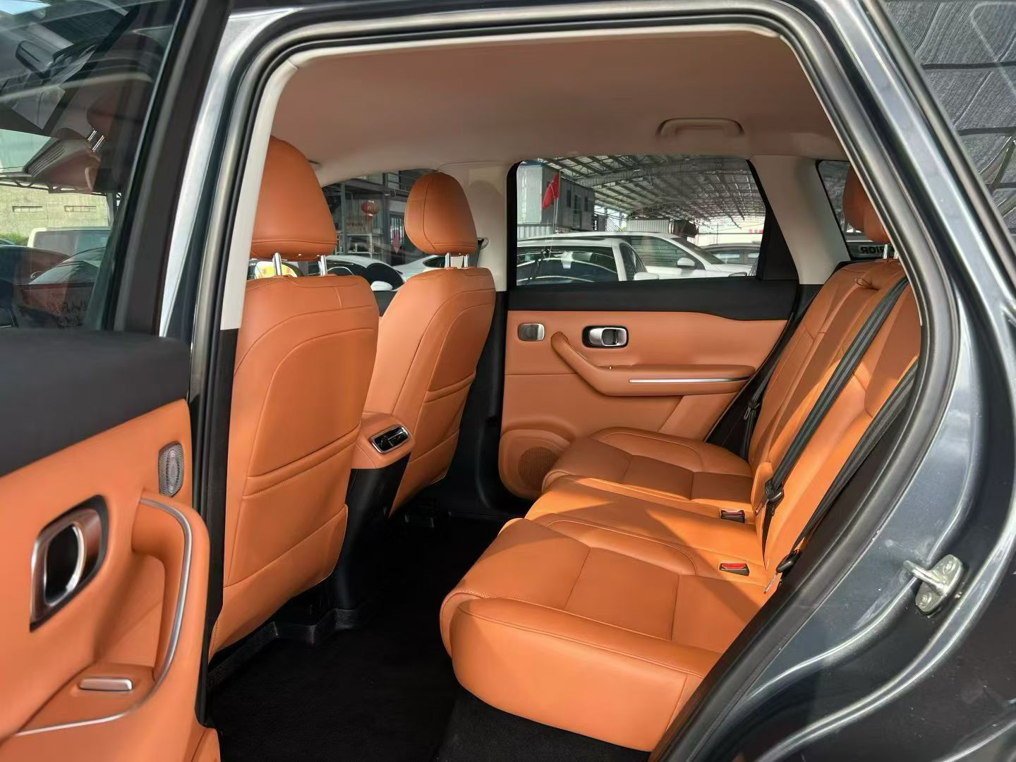 零跑汽车 零跑C10 2024 汽车图片 #6