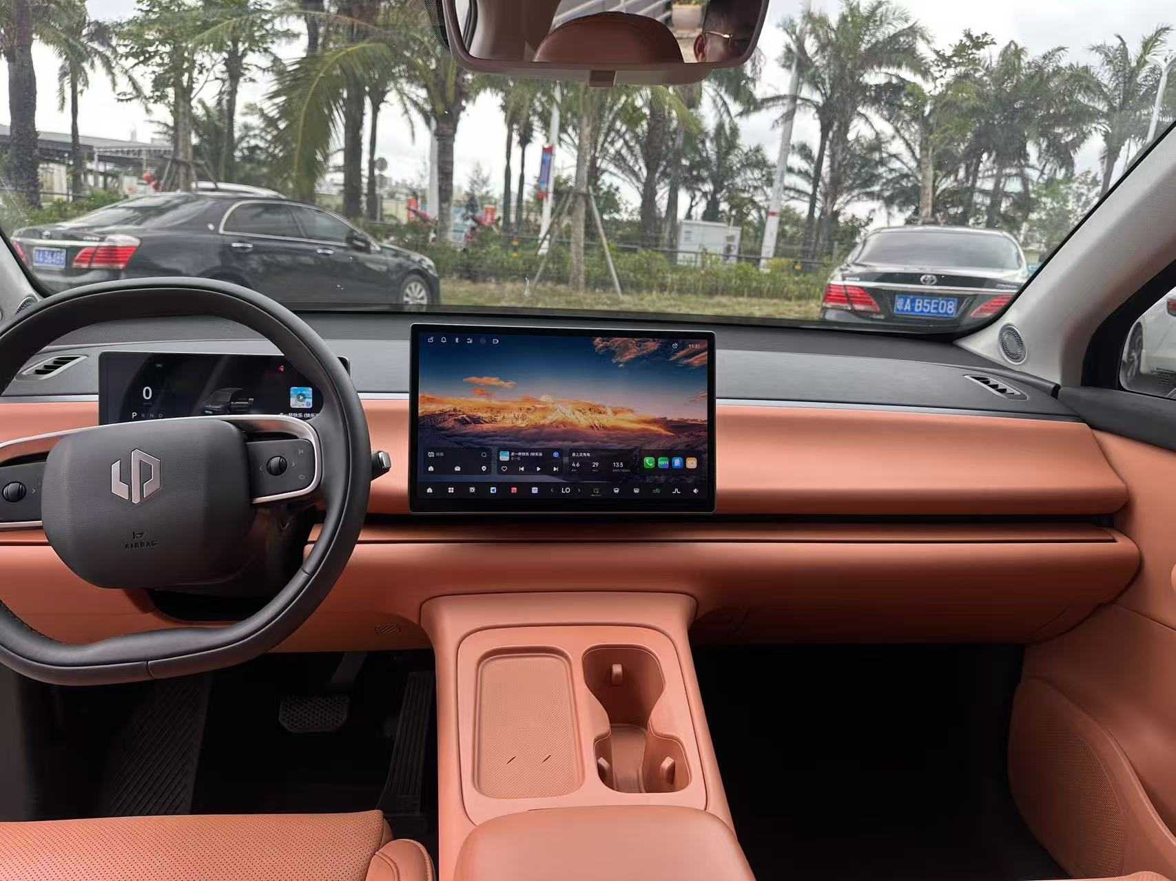 零跑汽车 零跑C10 2022 汽车图片 #6