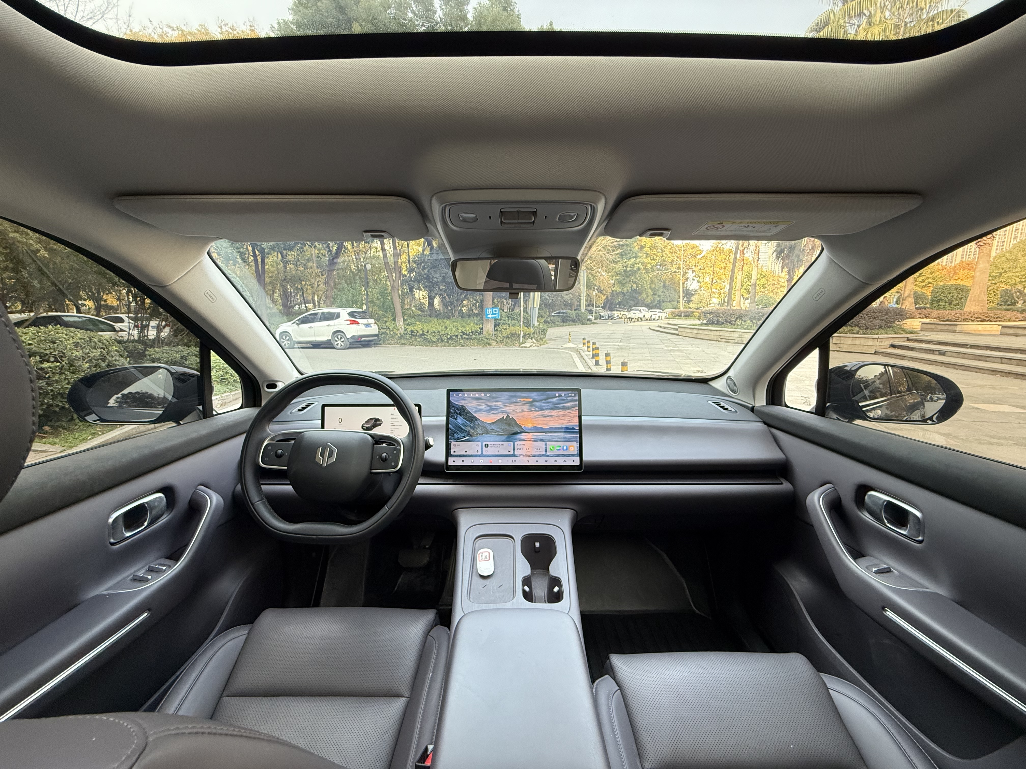 零跑汽车 零跑C10 2024 汽车图片 #6