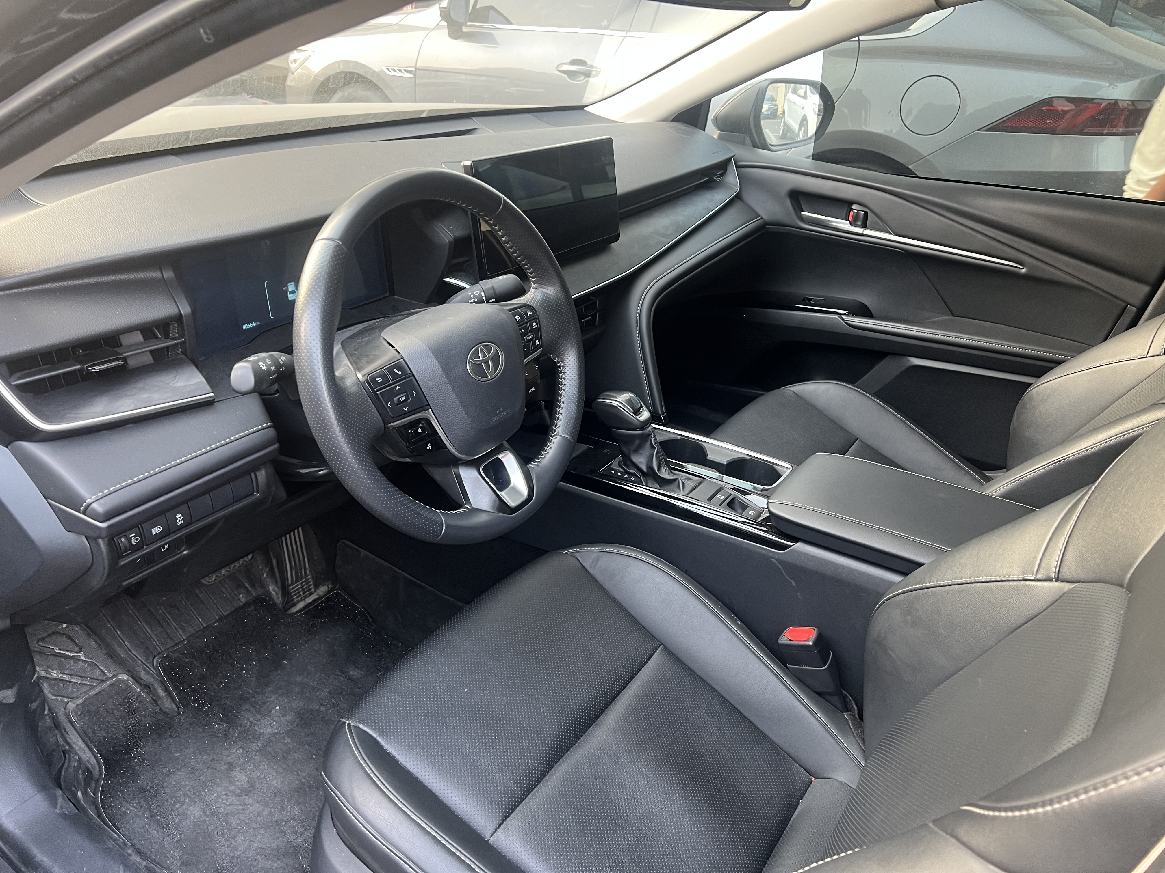 Toyota Camry 2024 car image #6