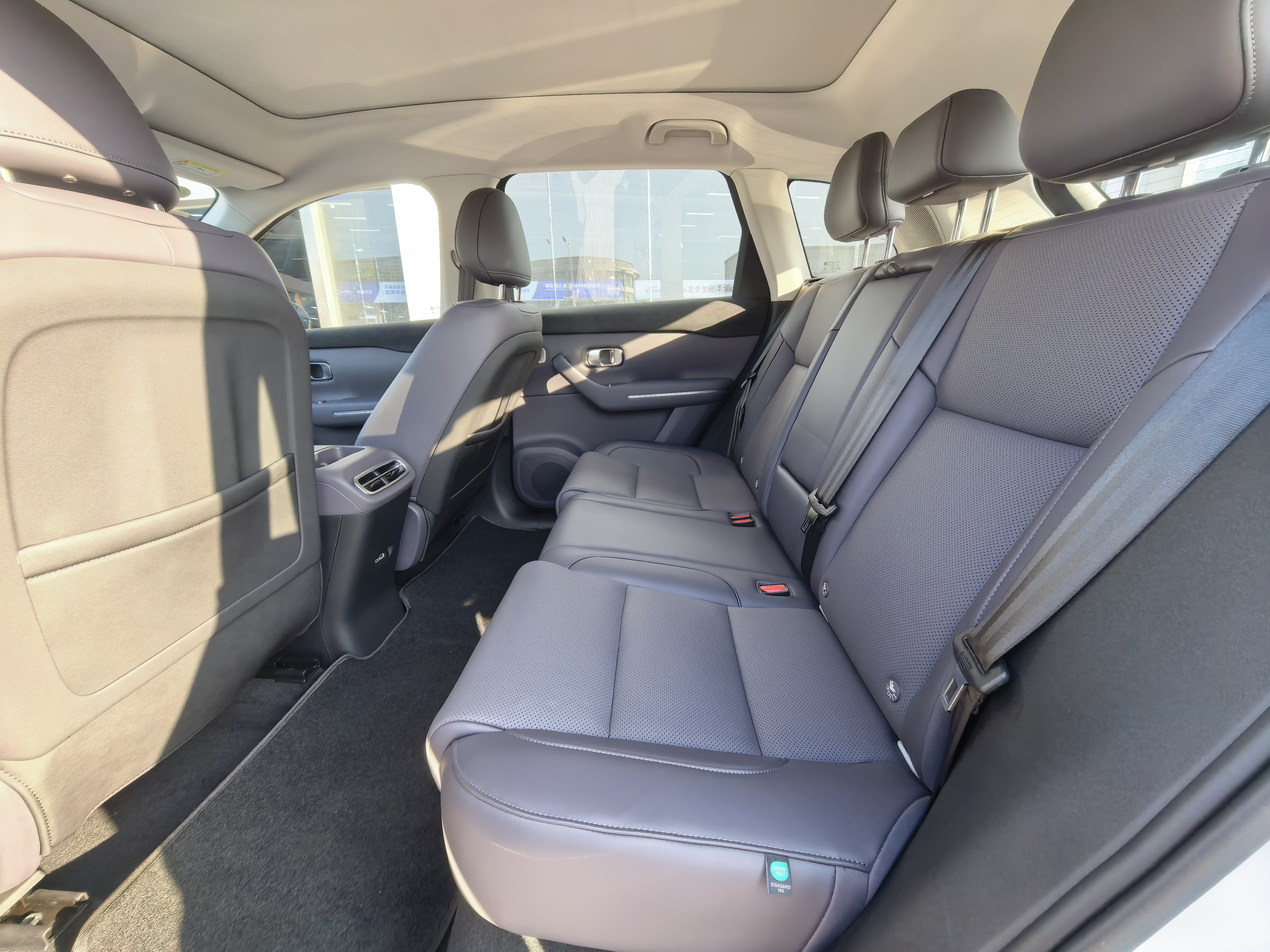 零跑汽车 零跑C10 2026 汽车图片 #6