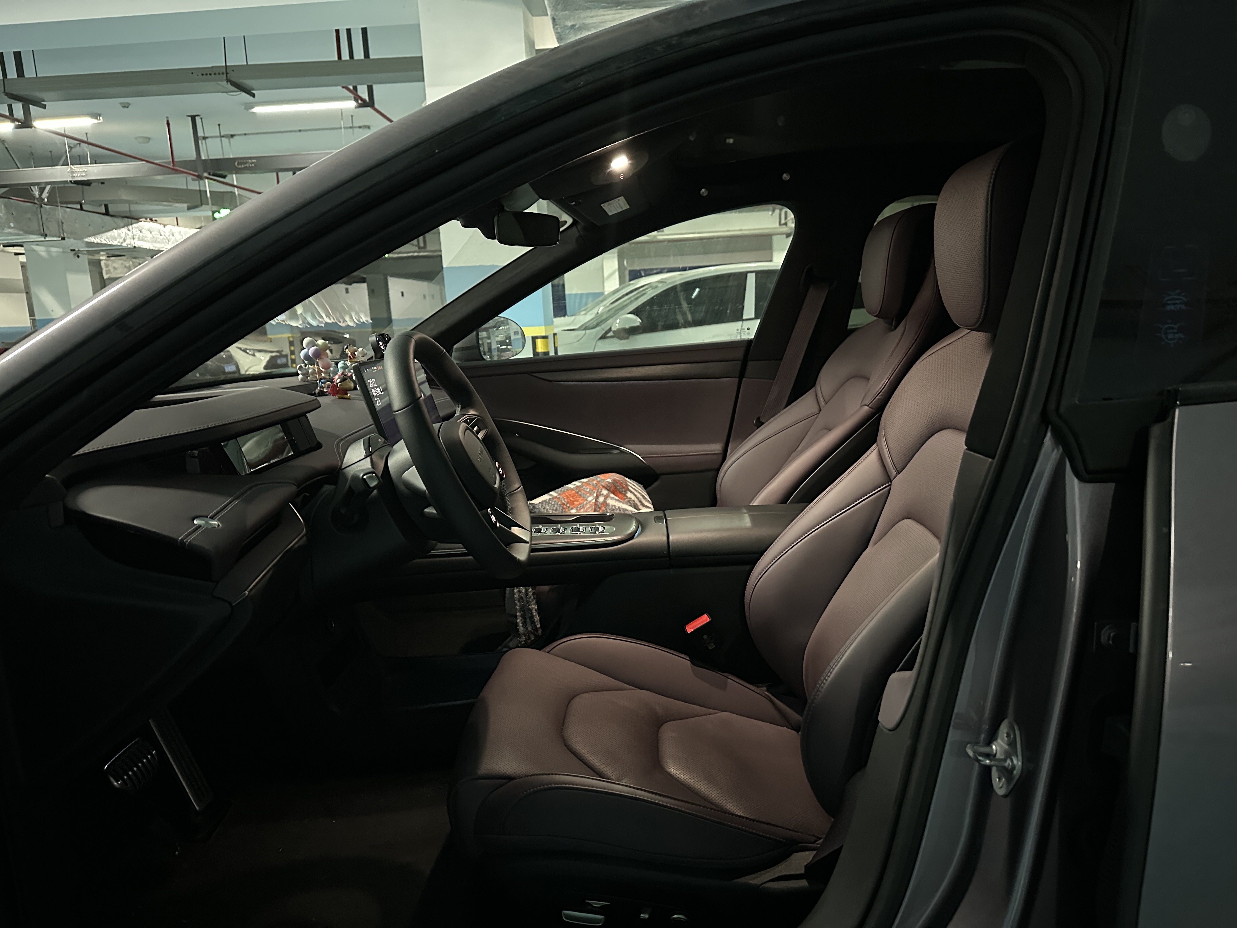 MI SU7 2025 #6 MI SU7 2025 car image #6