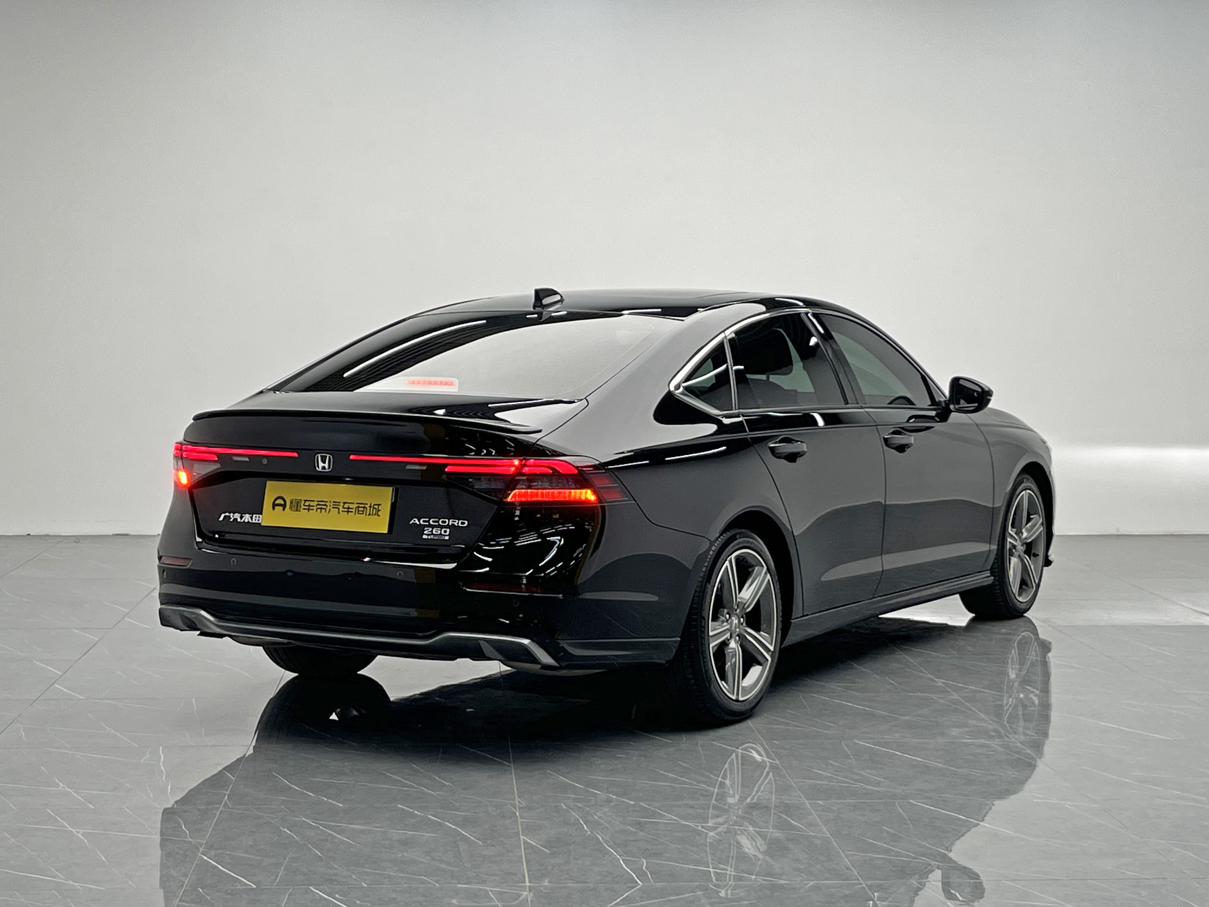 Honda Accord 2024 immagine di auto #6