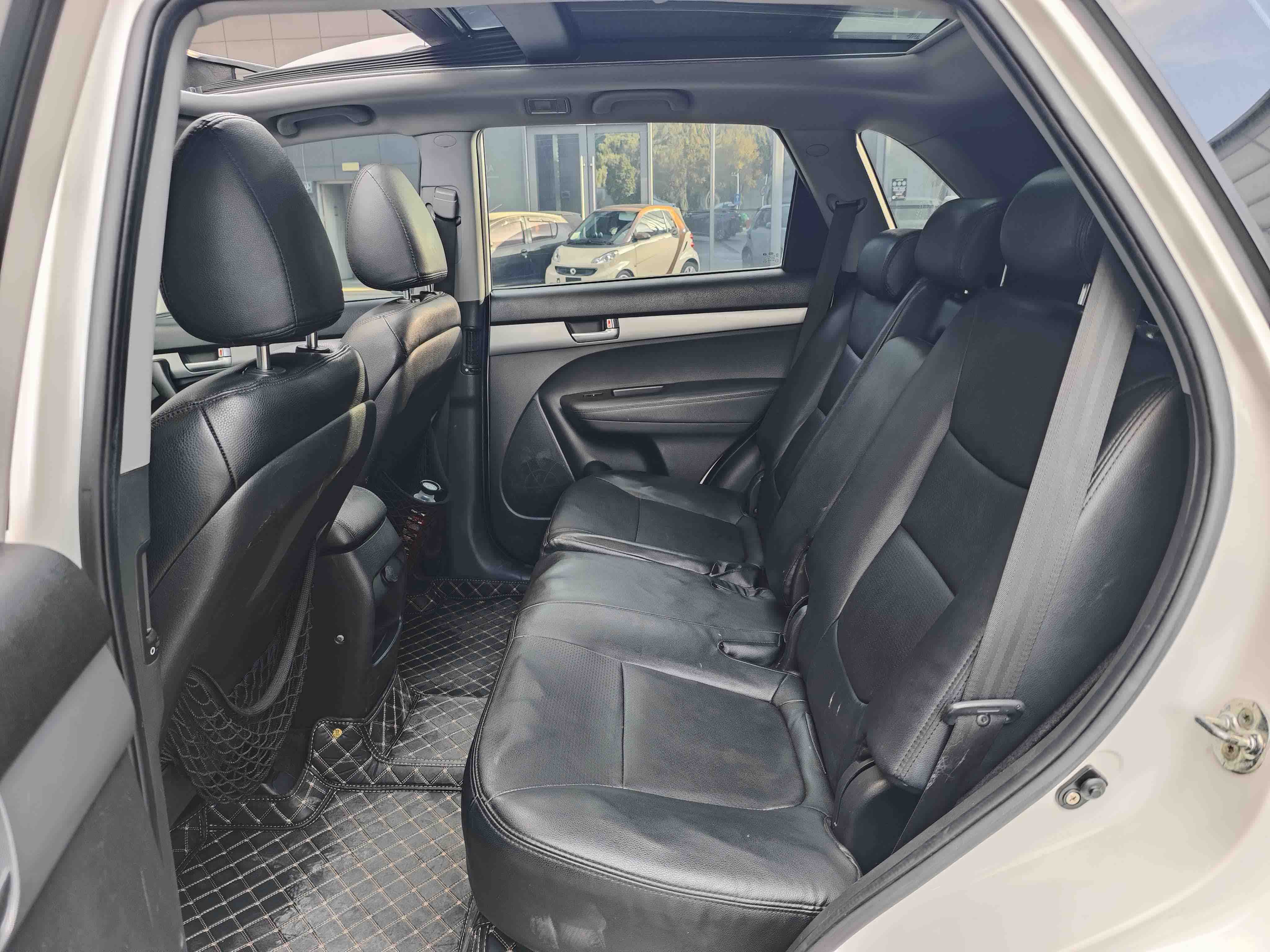 起亚 索兰托 2014 汽车图片 #6