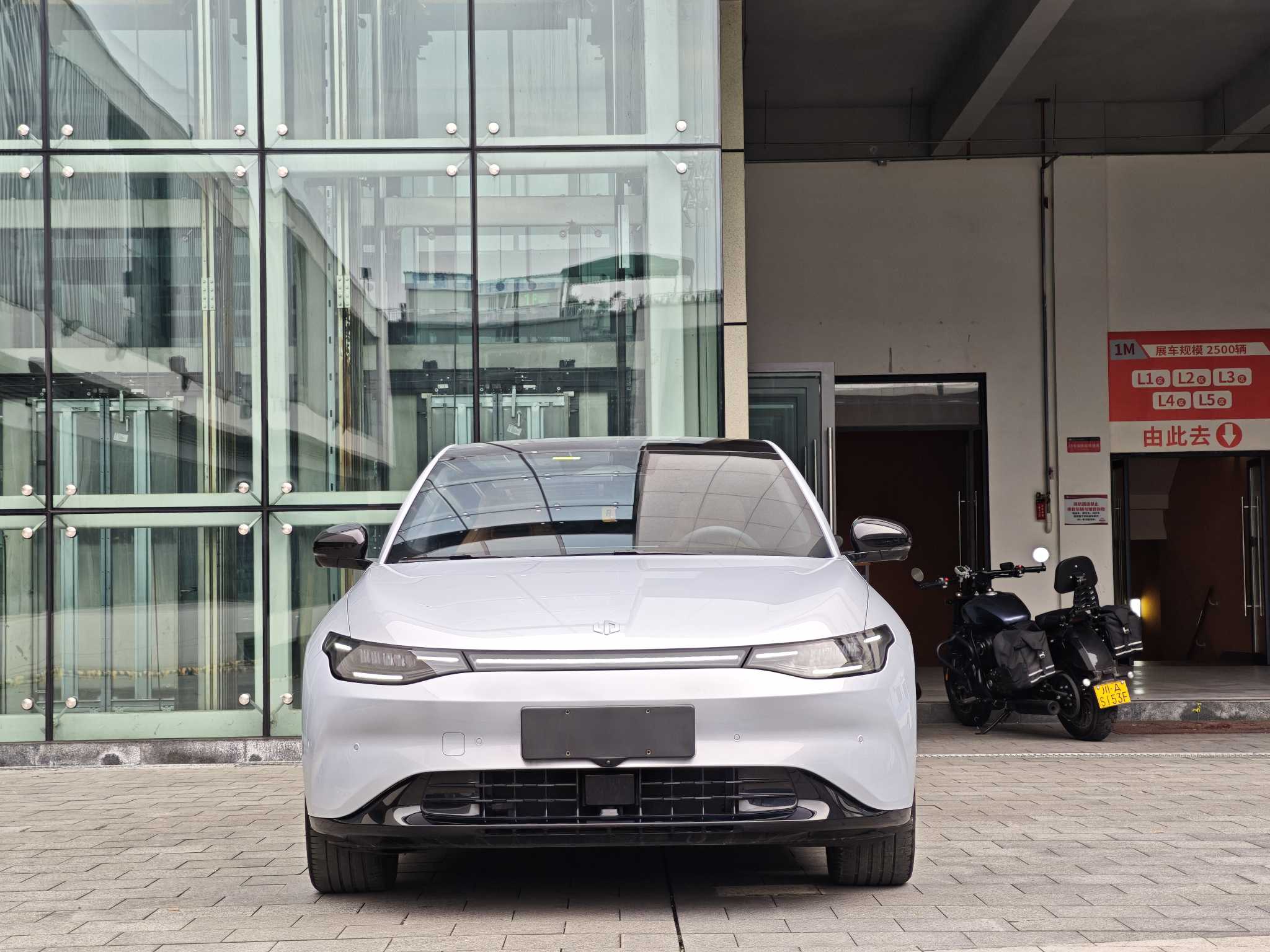 零跑汽车 零跑C01 2024 汽车图片 #6