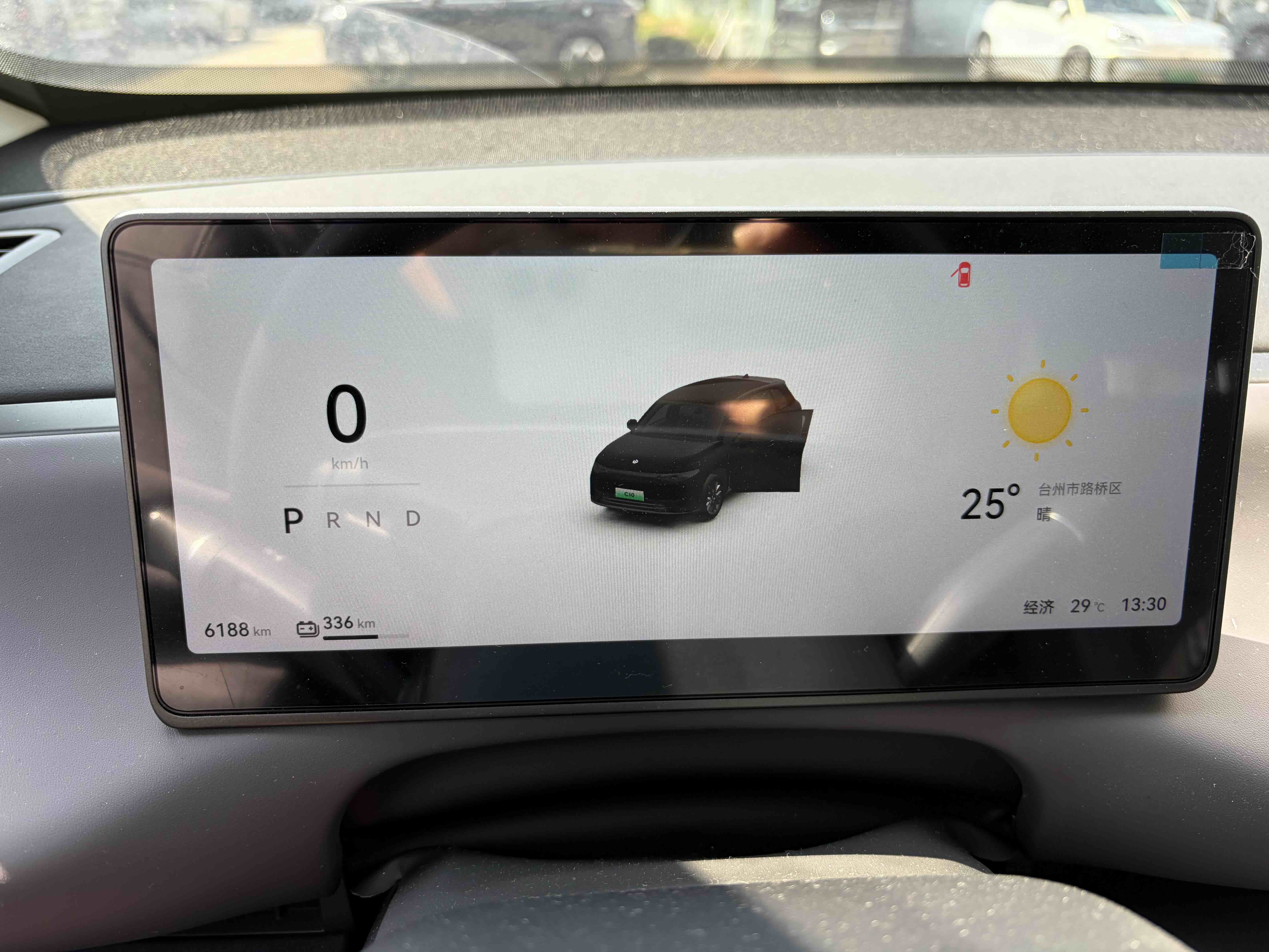 零跑汽车 零跑C10 2025 汽车图片 #6