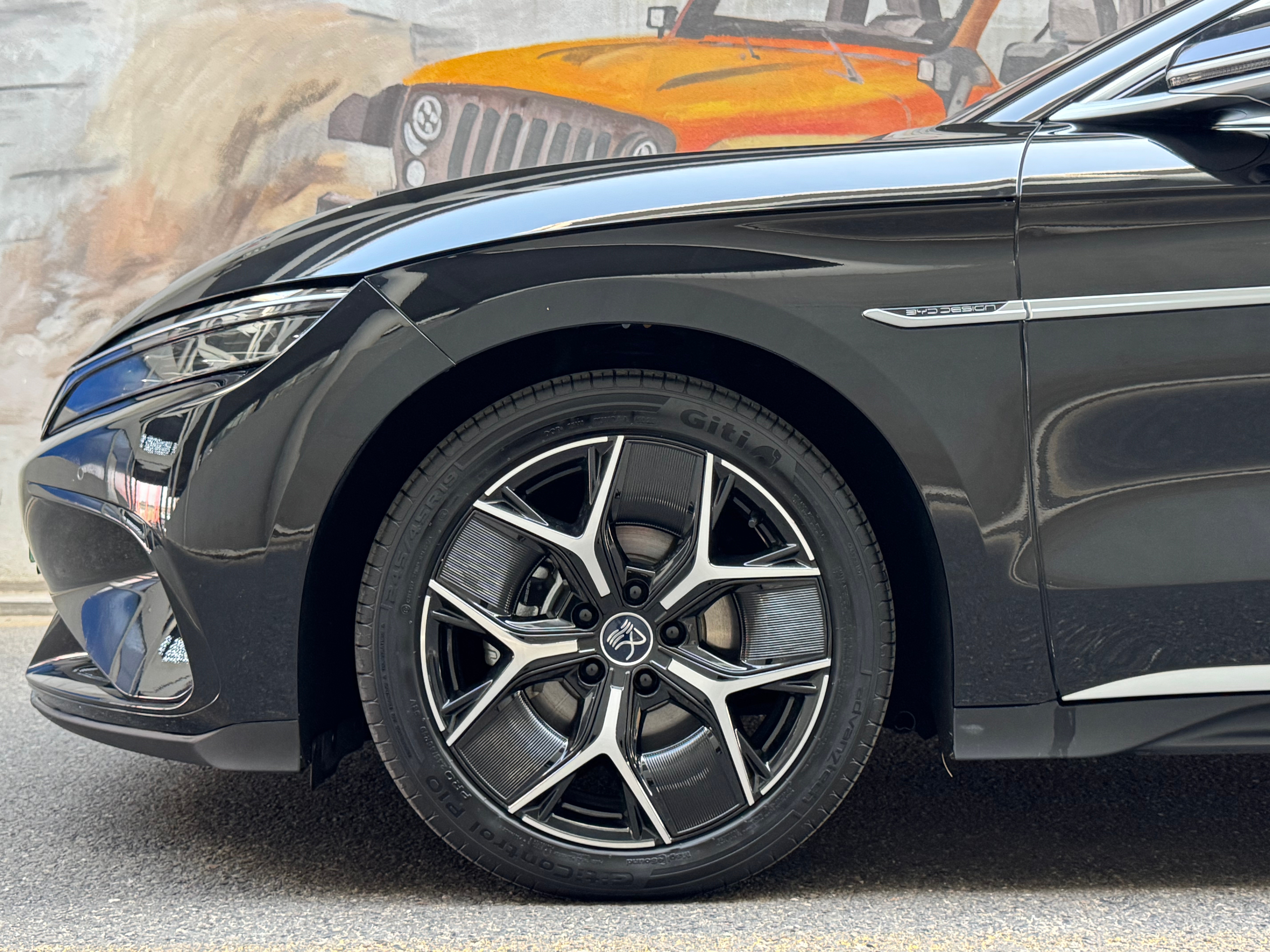 BYD Han 2024 car image #6