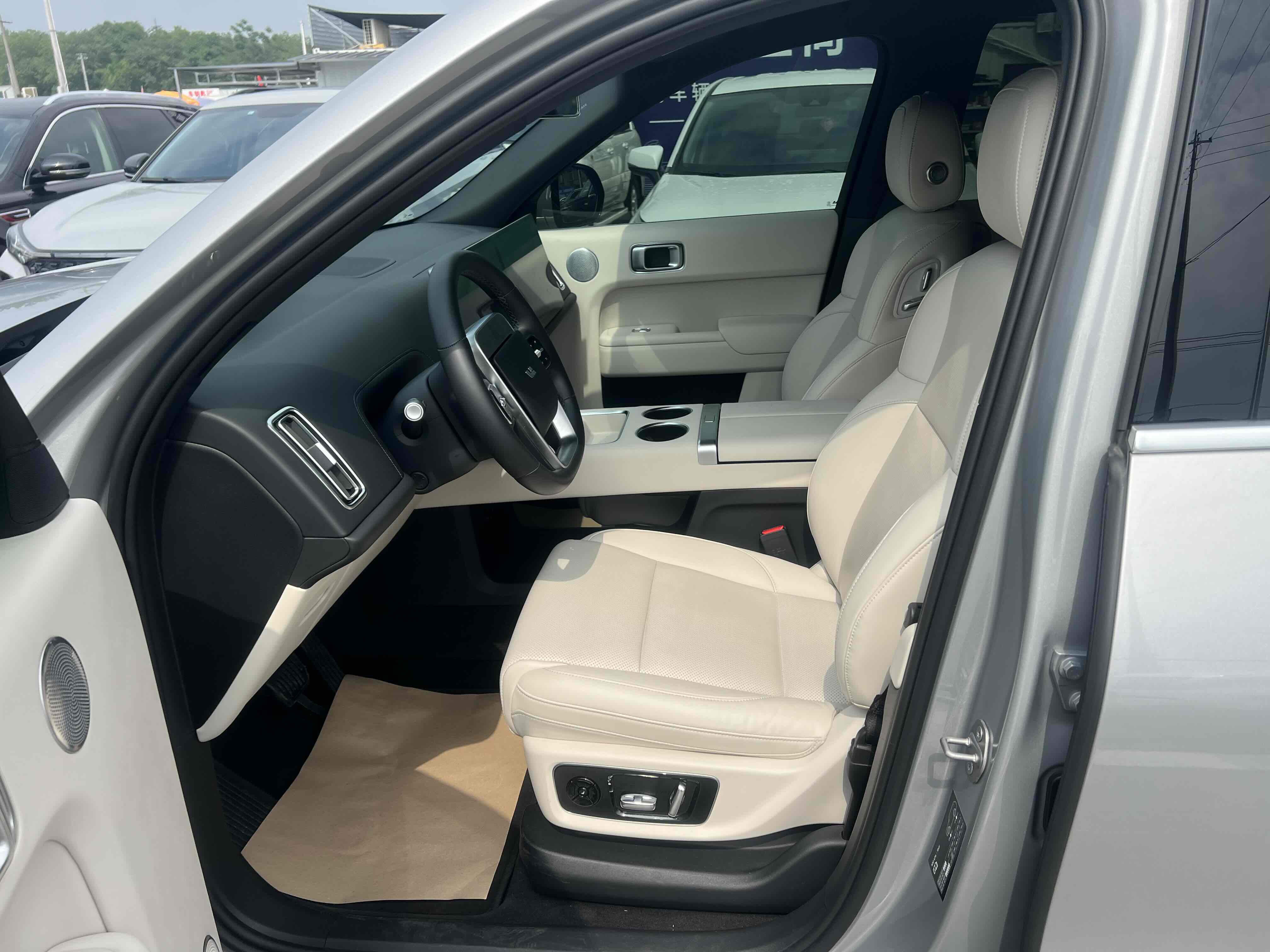 Li L8 2024 изображение автомобиля #6