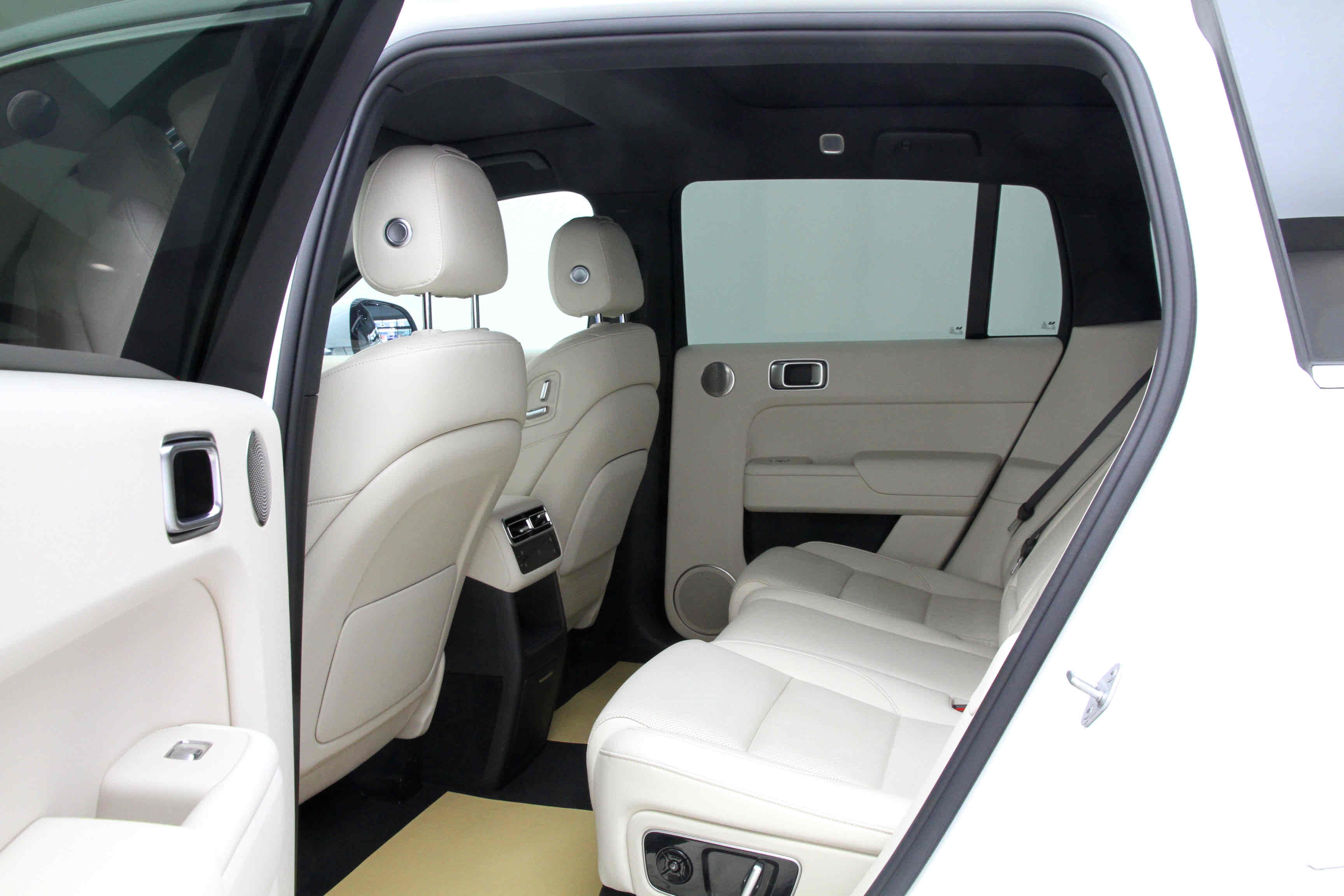 Li L7 2024 #6 Li L7 2024 car image #6