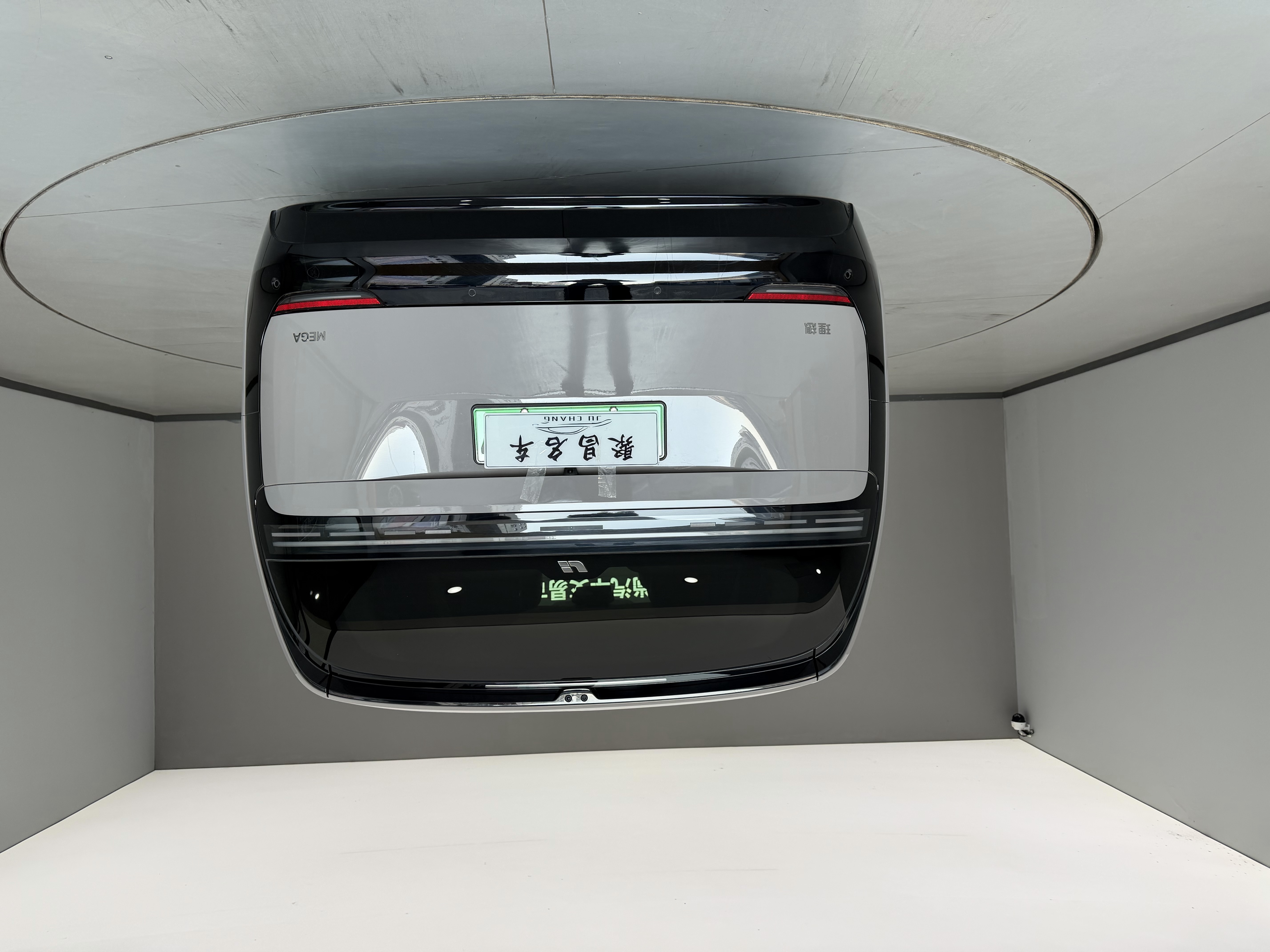 理想汽车 理想MEGA 2025 汽车图片 #6