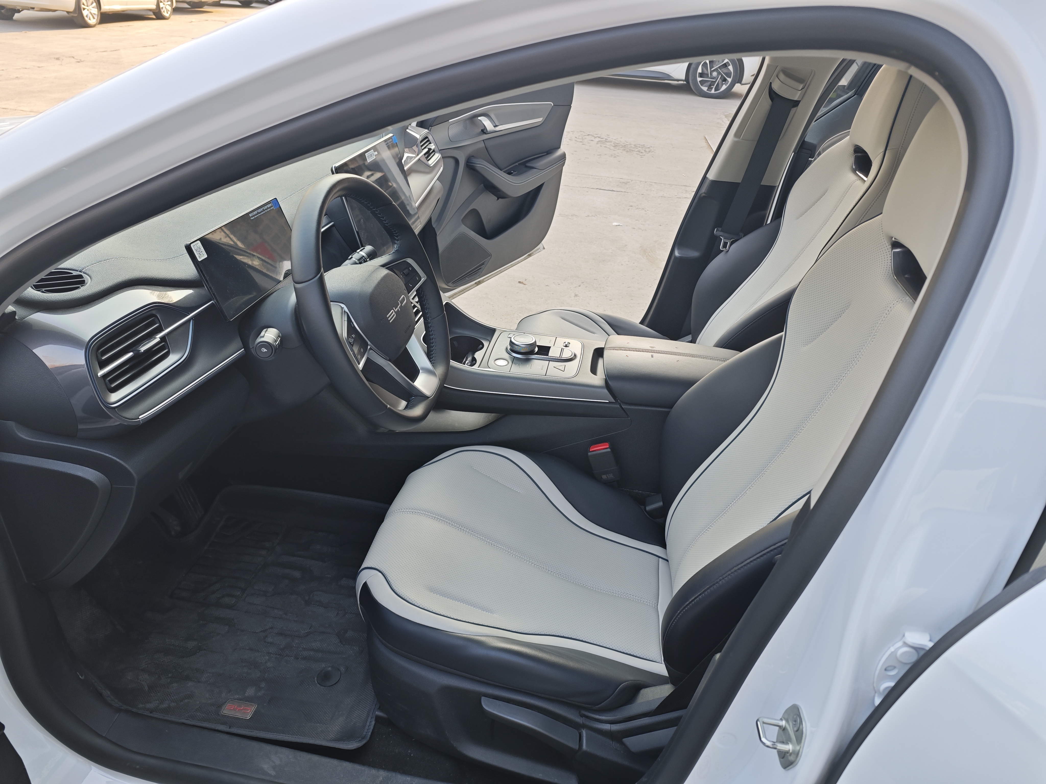 BYD Destroyer 05 2024 car image #6