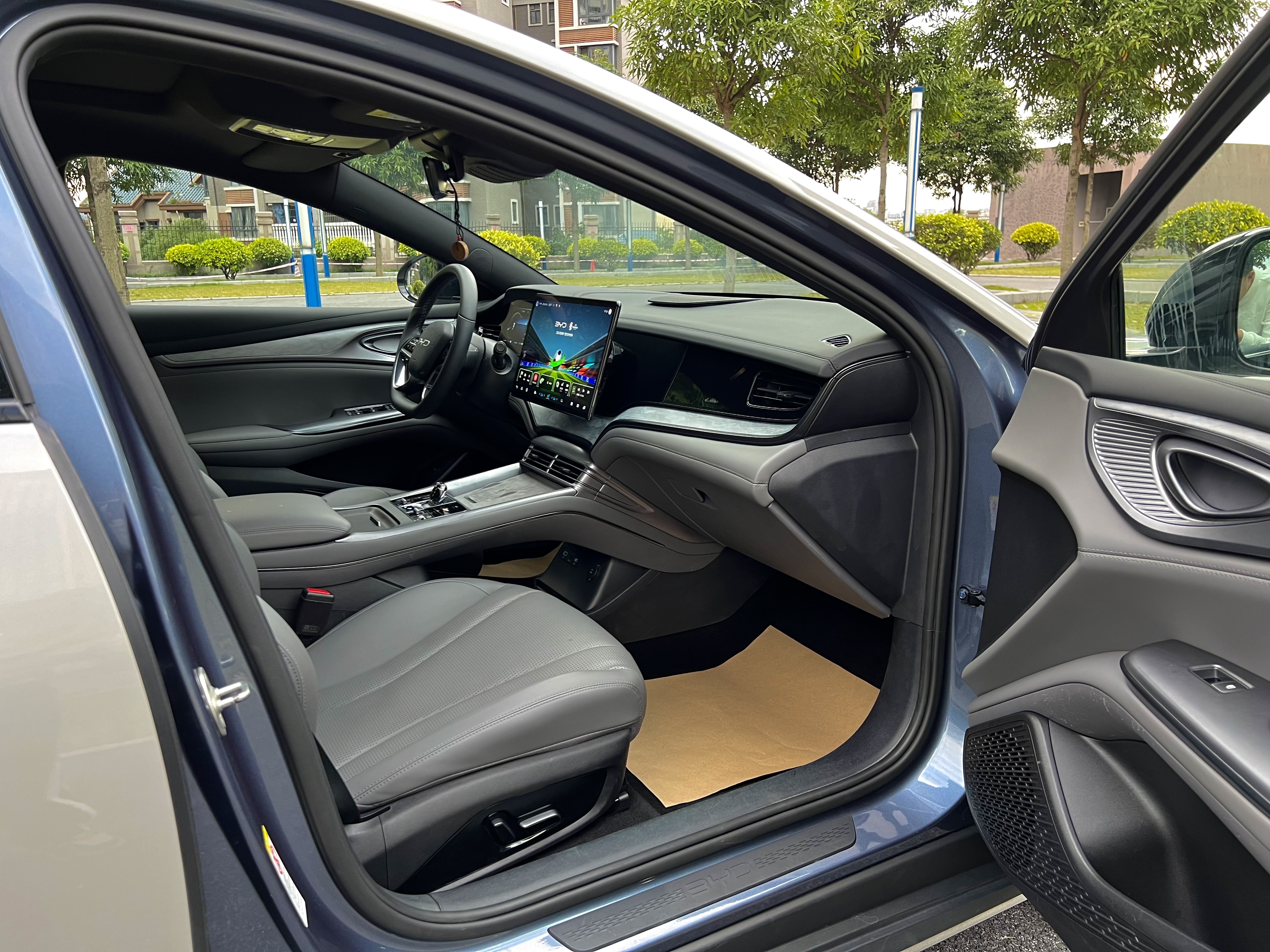 BYD Seal 2024 immagine di auto #6