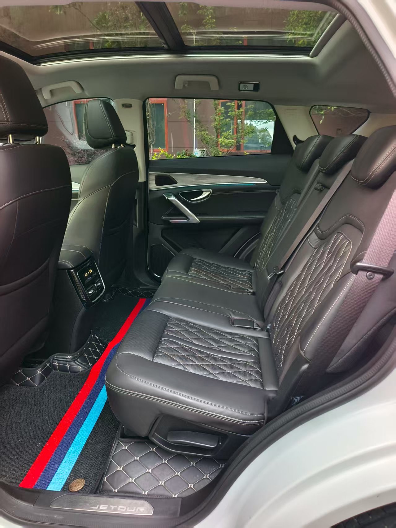 Jetour X70 PRO 2024 #6 Jetour X70 PRO 2024 car image #6