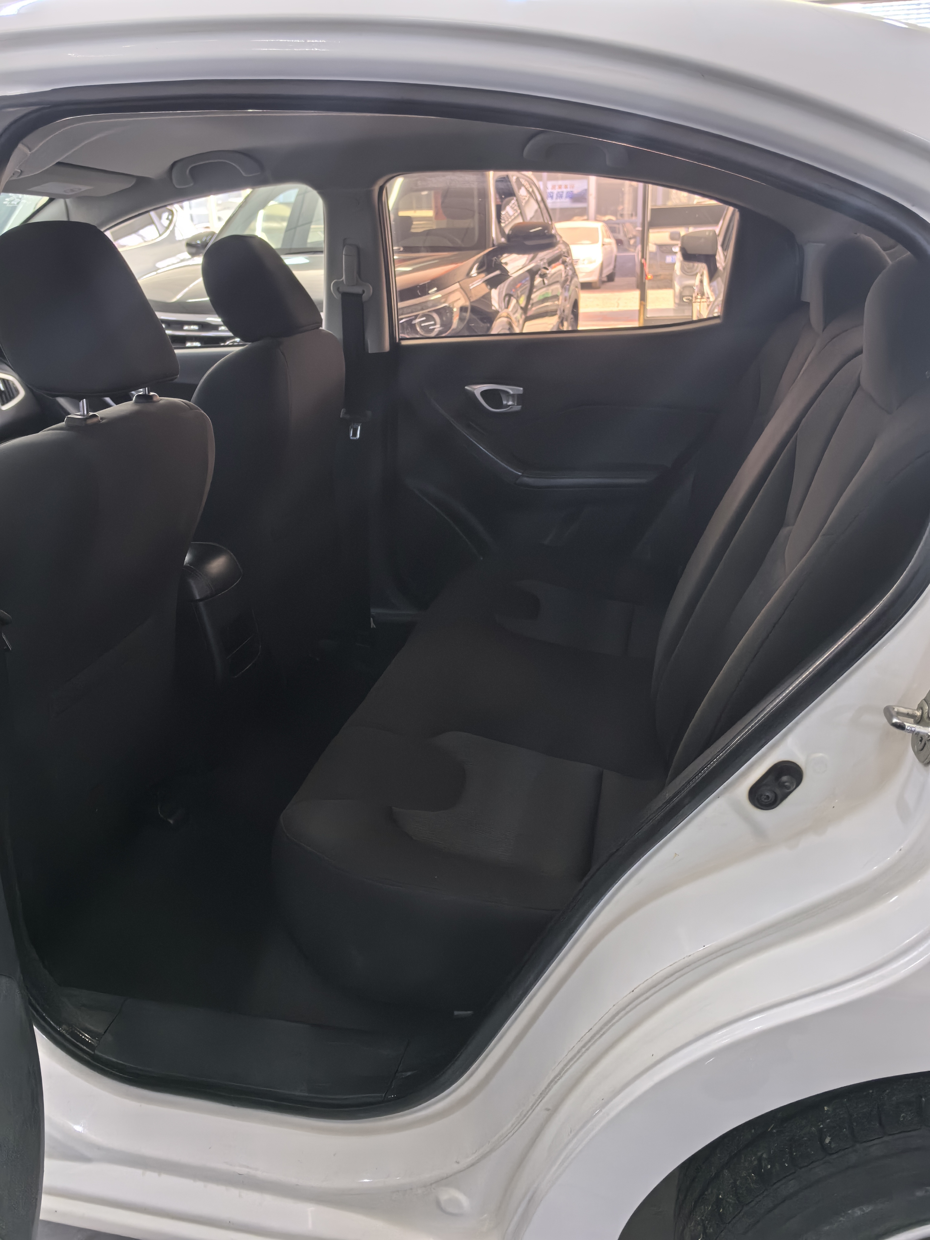 GAC Trumpchi GA3 2014 #6 GAC Trumpchi GA3 2014 car image #6