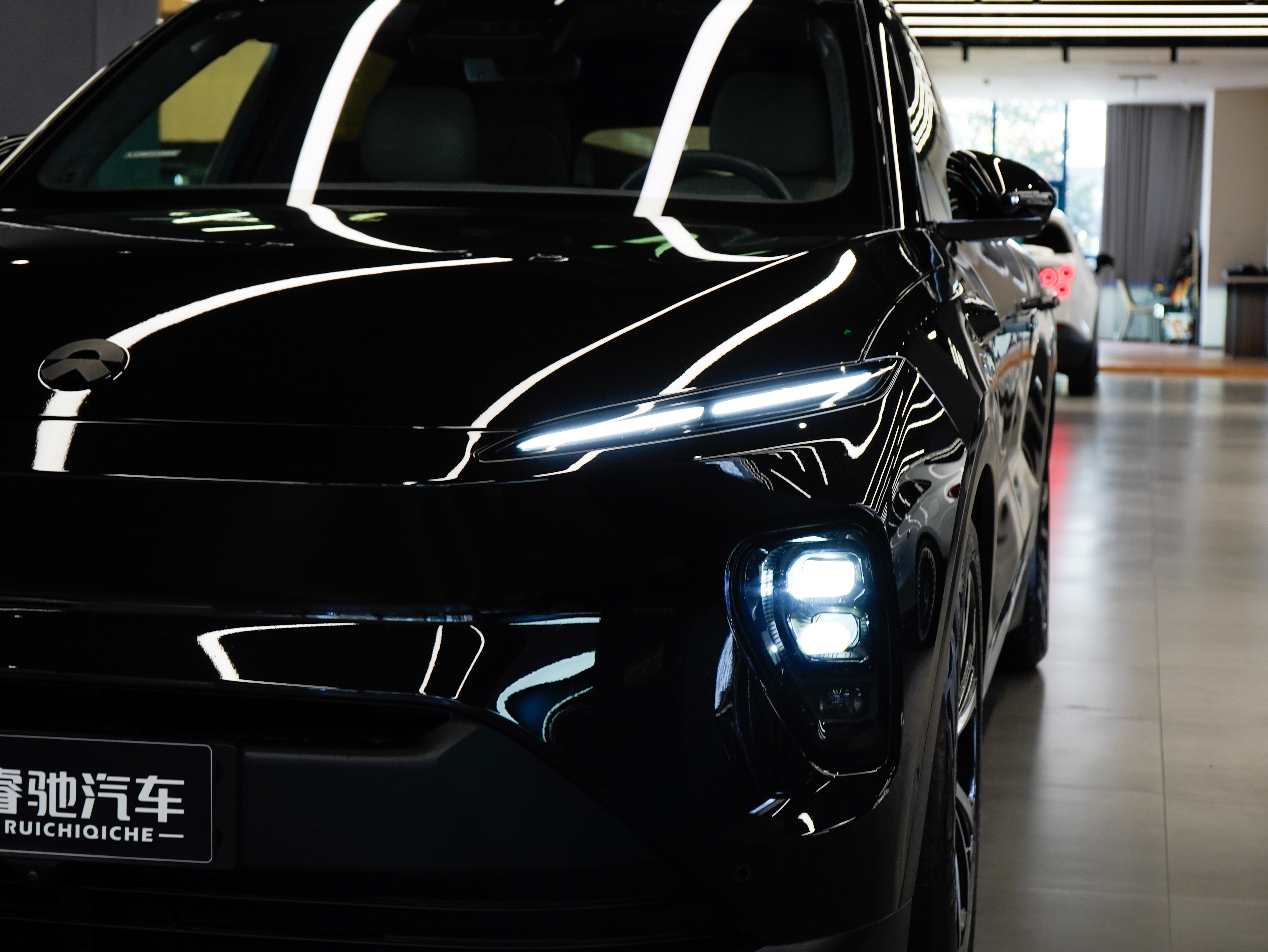 NIO ES8 2025 imagen de coche #6