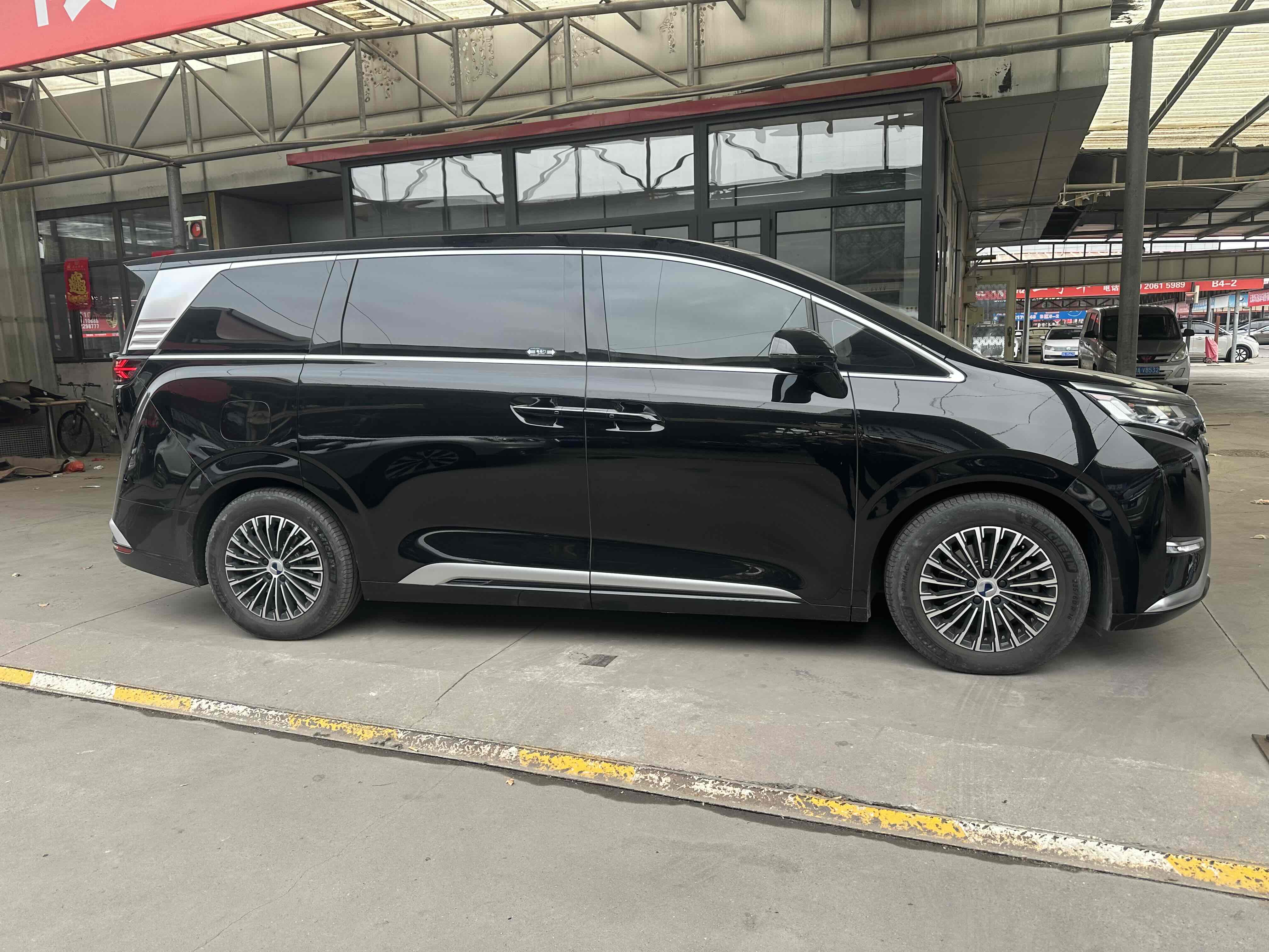 Denza D9 2024 #6 Denza D9 2024 صورة سيارة #6