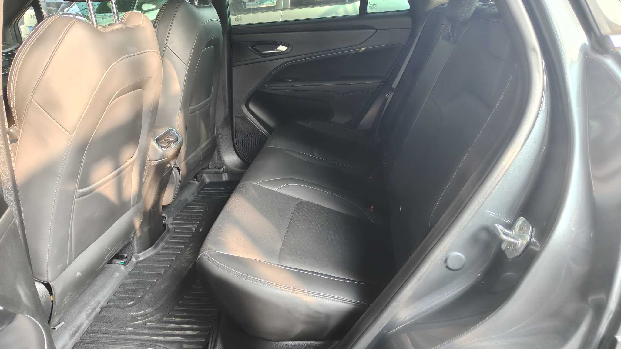 睿蓝汽车 睿蓝7 2024 汽车图片 #6