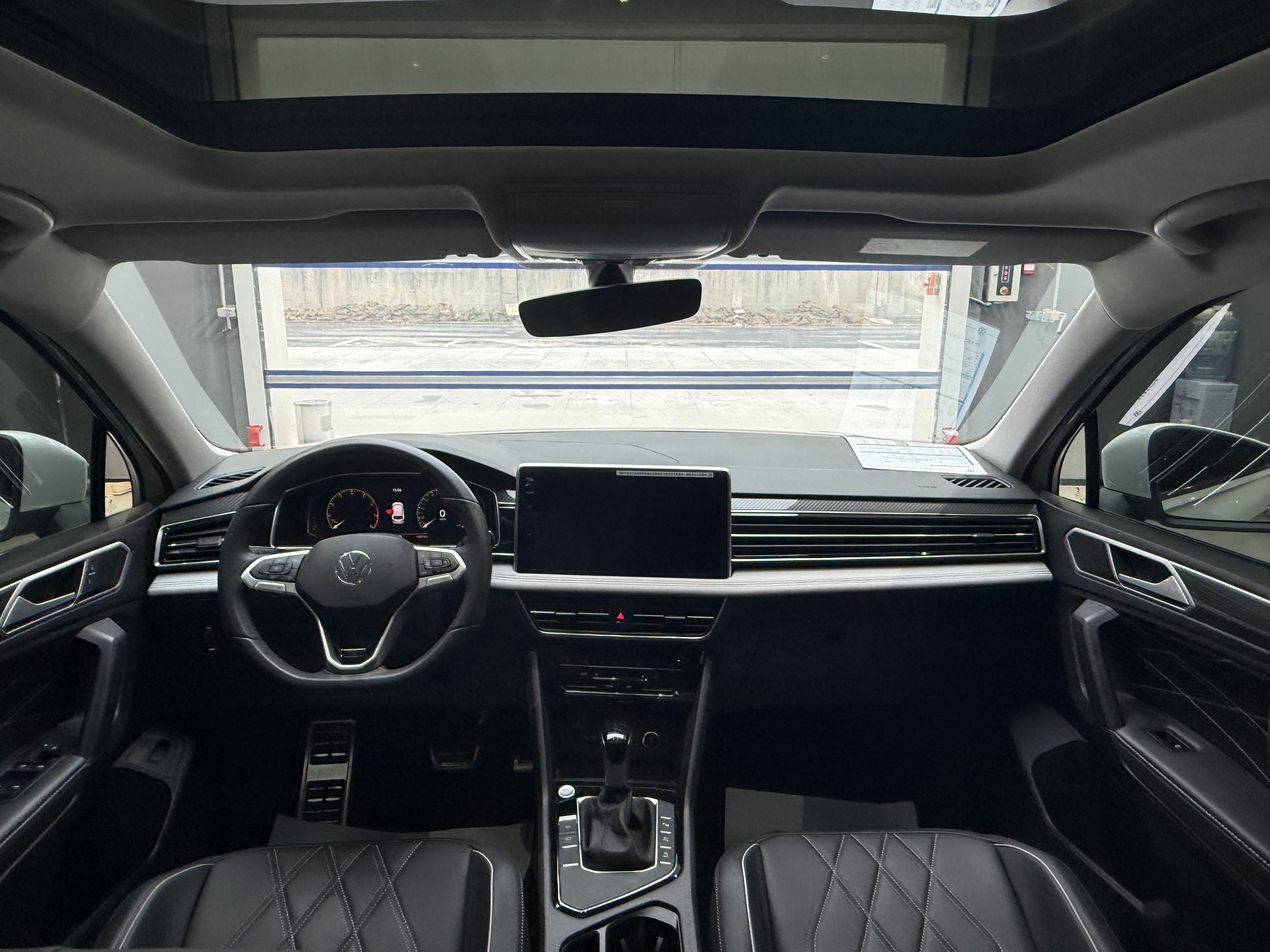 Volkswagen Tiguan L 2024 #6 Volkswagen Tiguan L 2024 immagine di auto #6