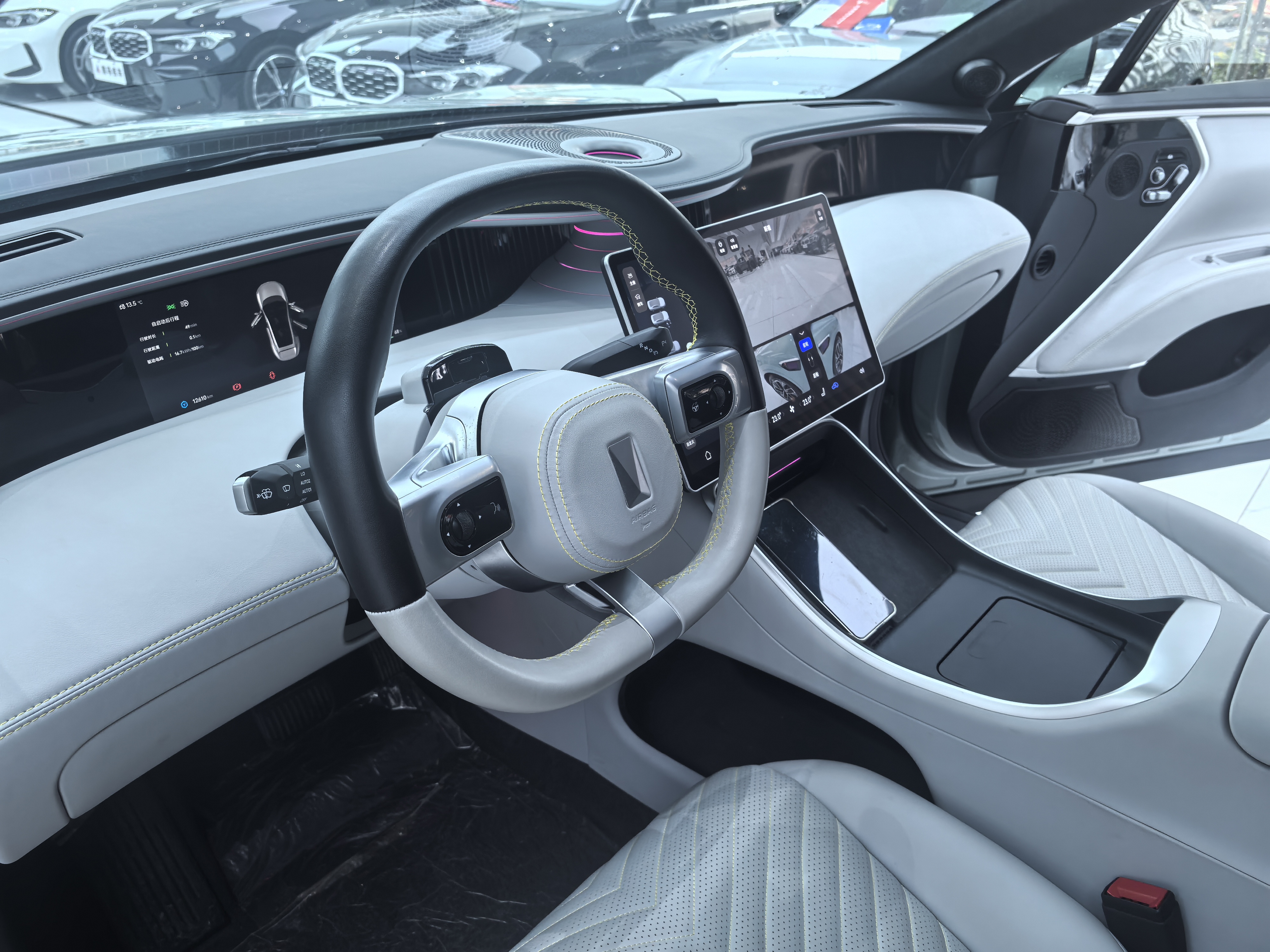 Avatr 11 2024 imagem de carro #6