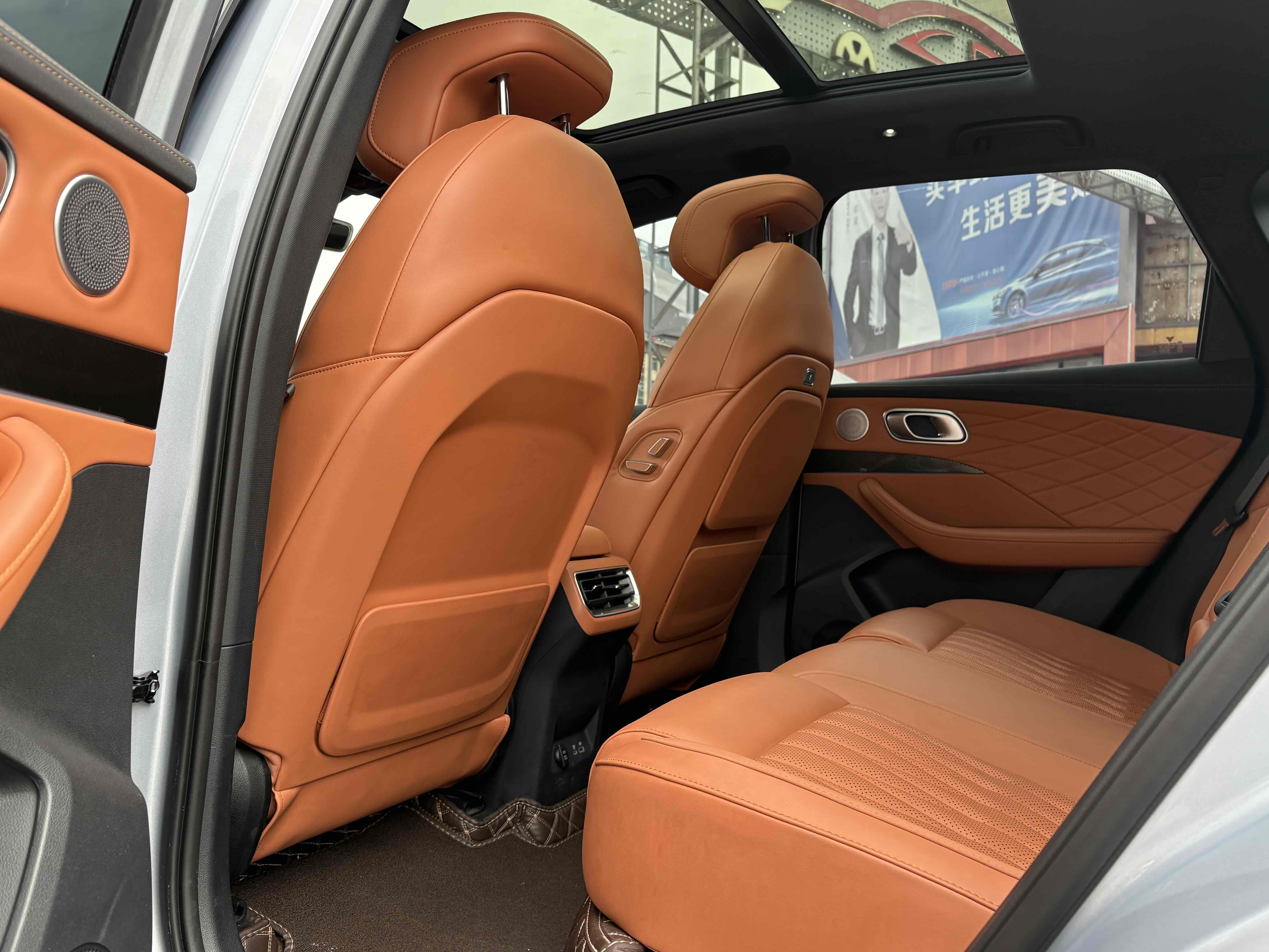 Neta L 2024 imagen de coche #6