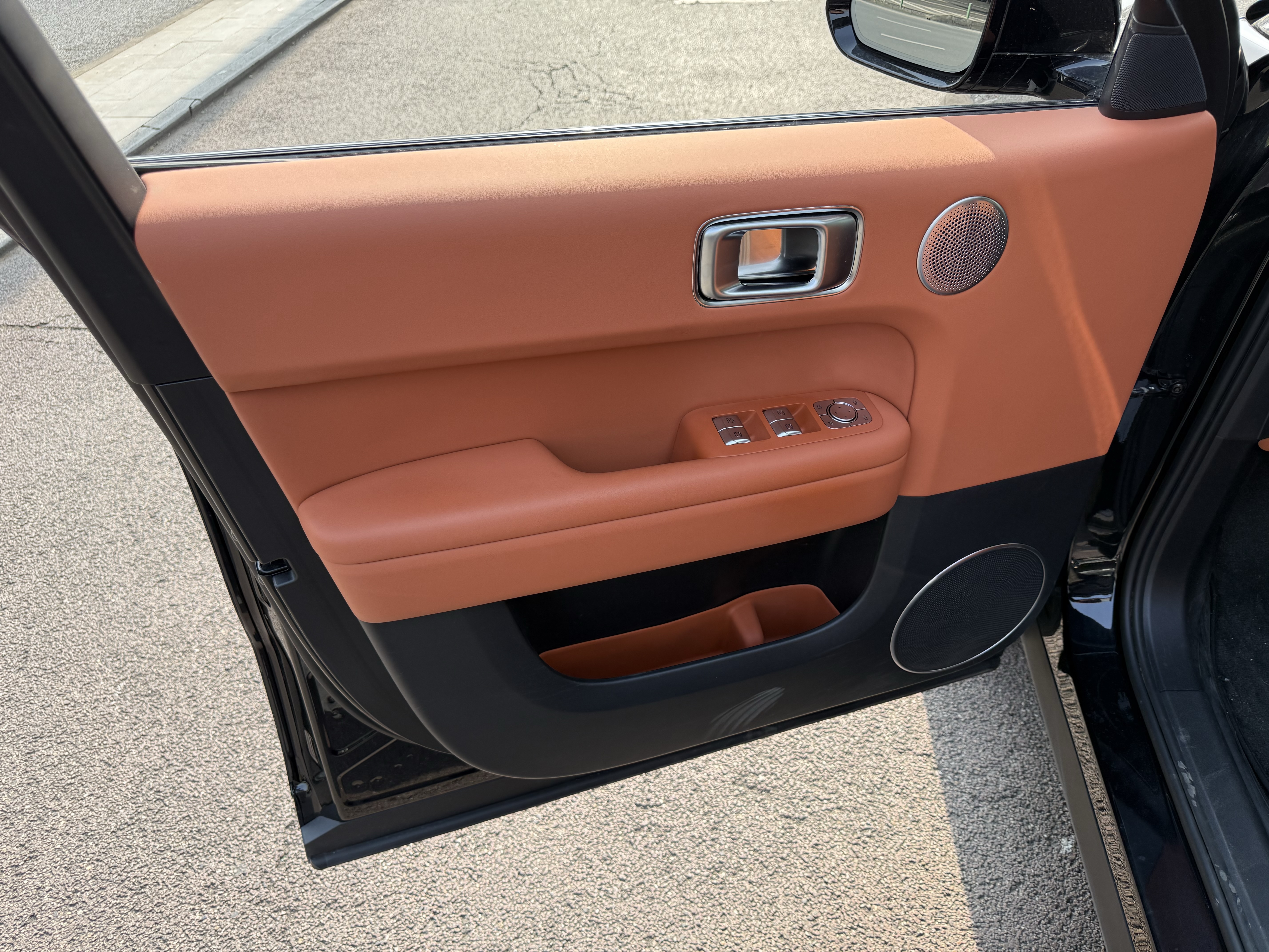 Li L6 2024 image de voiture #6