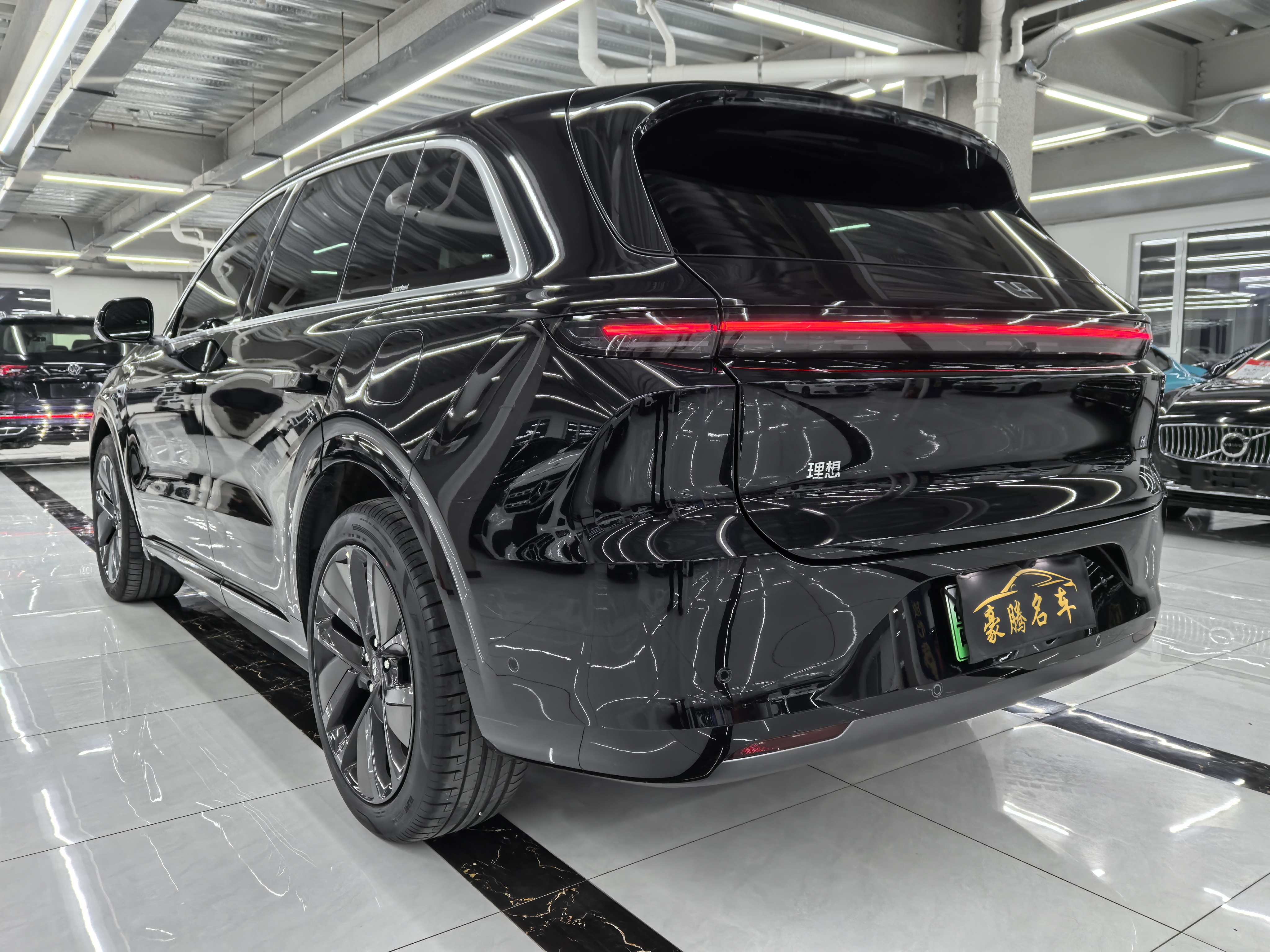 Li L6 2024 image de voiture #6