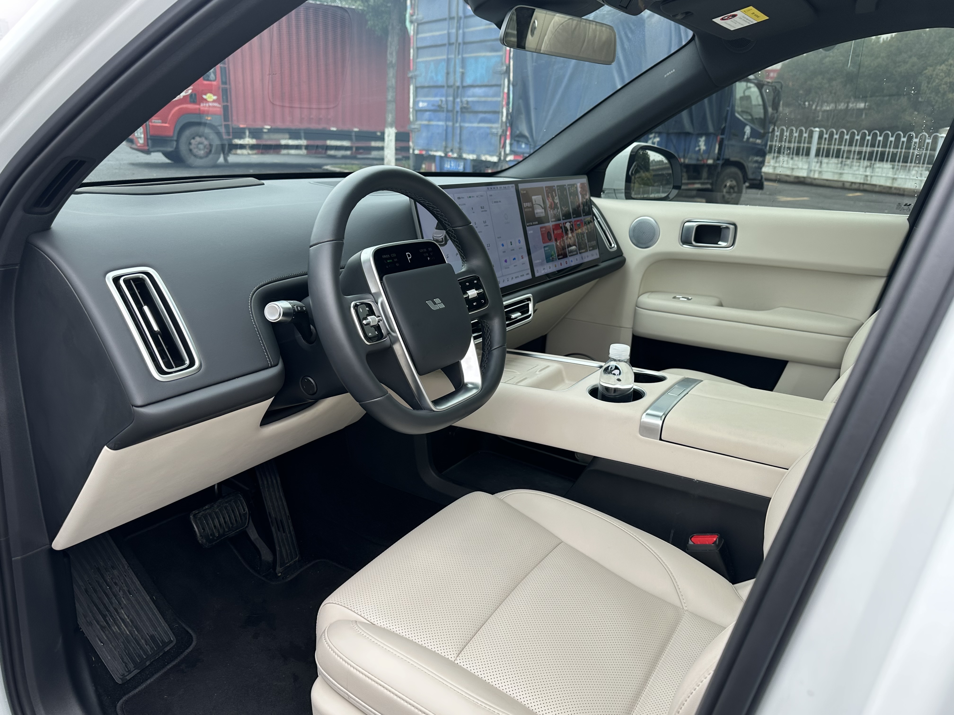 Li L6 2025 imagen de coche #6