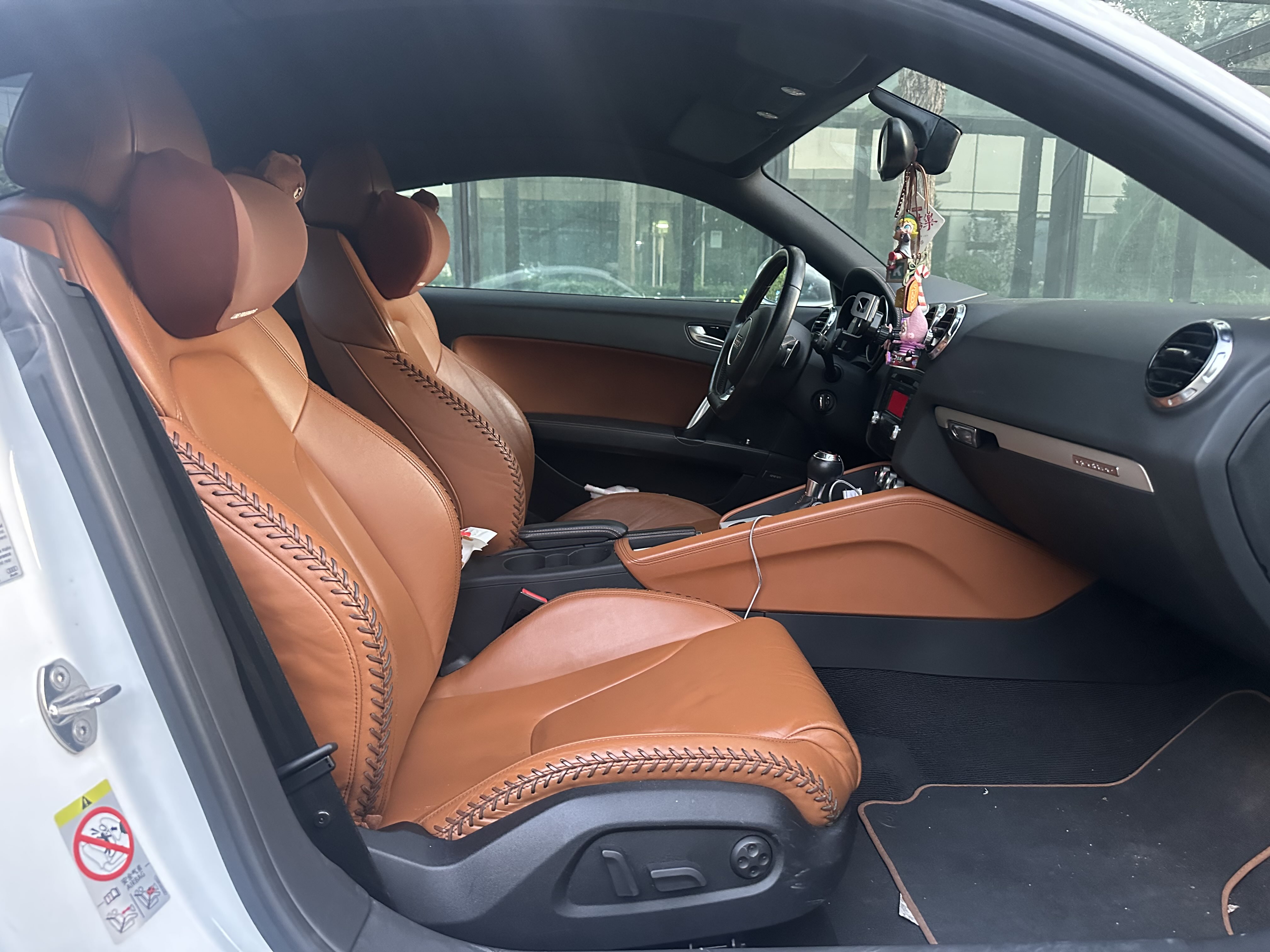 Audi TTS 2012 #6 Audi TTS 2012 car image #6