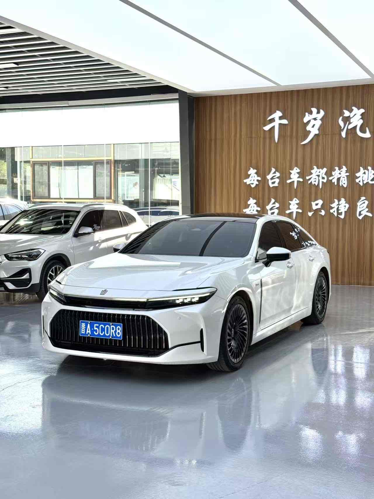 Toyota Crown 2024 #6 Toyota Crown 2024 صورة سيارة #6