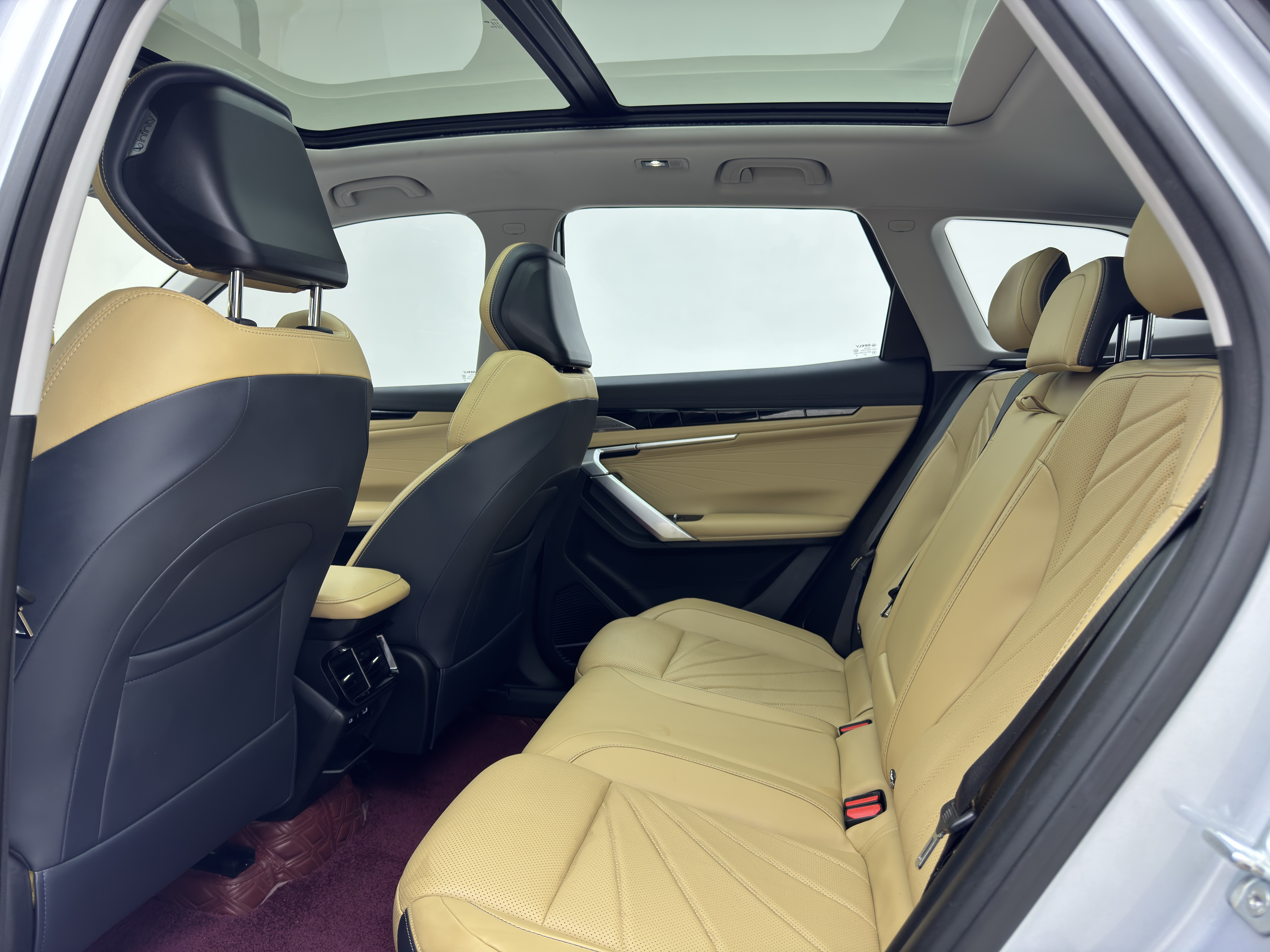 GEELY Boyue L 2023 car image #6