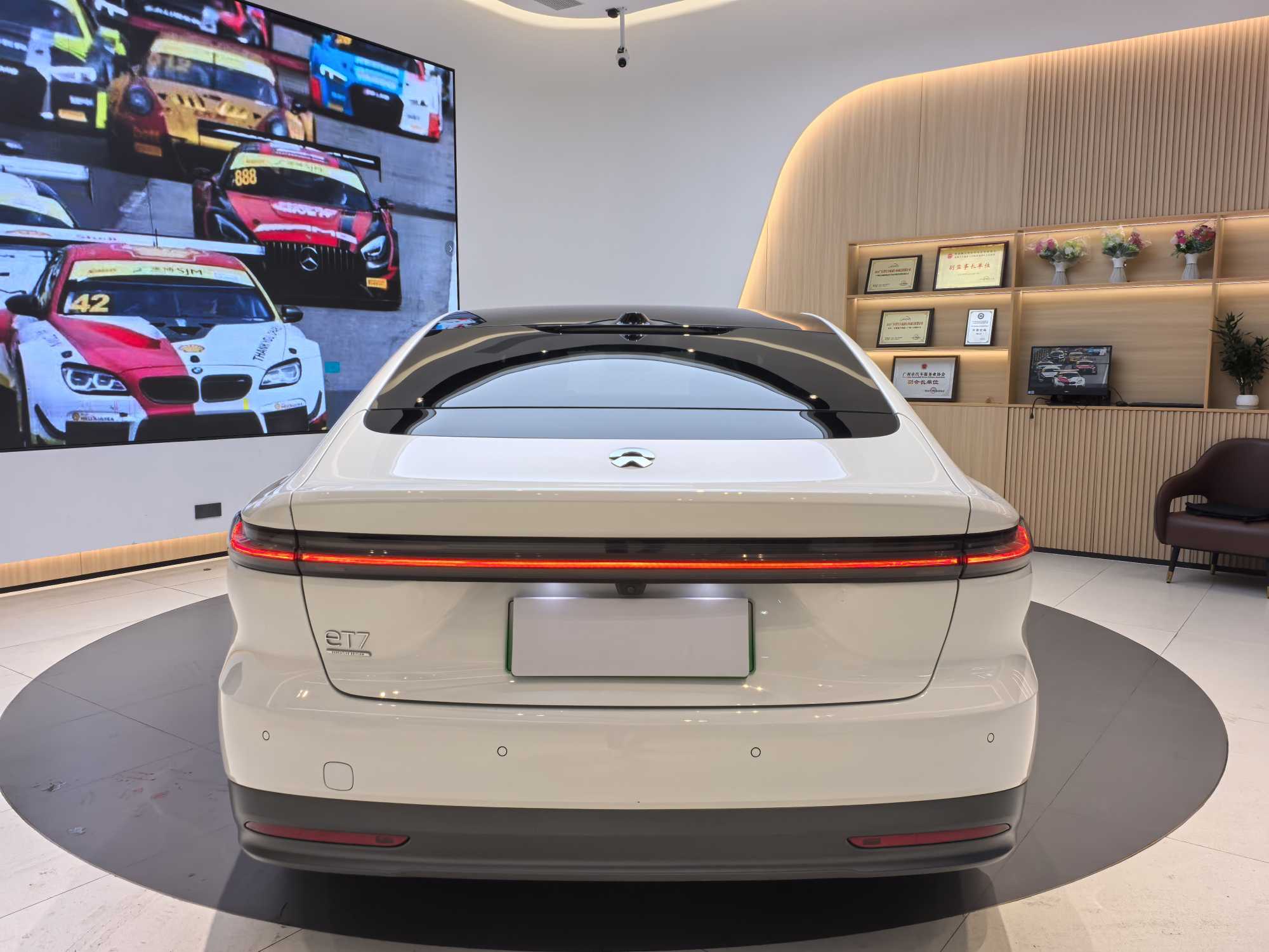 蔚来 蔚来ET7 2024 汽车图片 #6