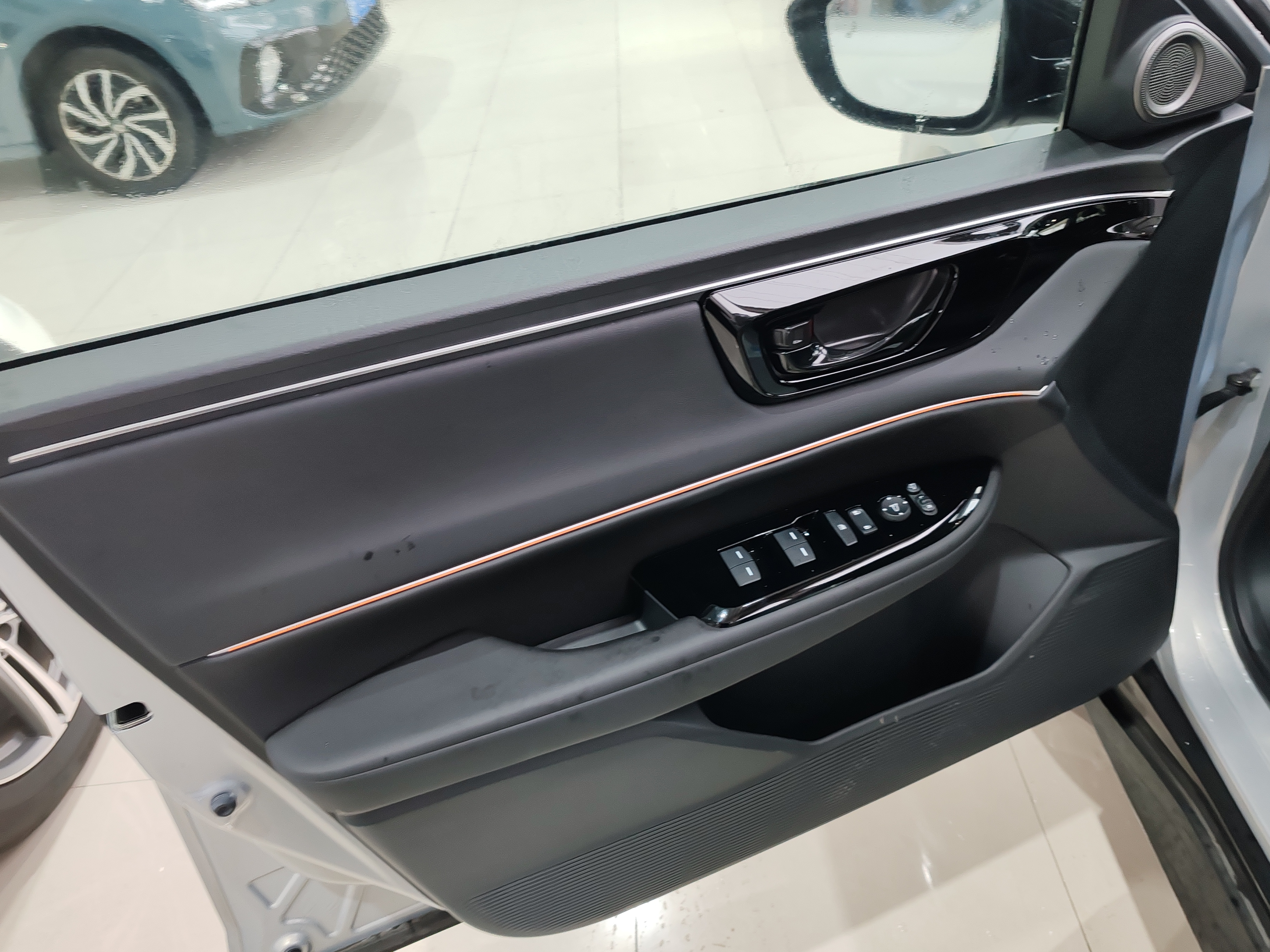 Honda e:NS2 2024 car image #6