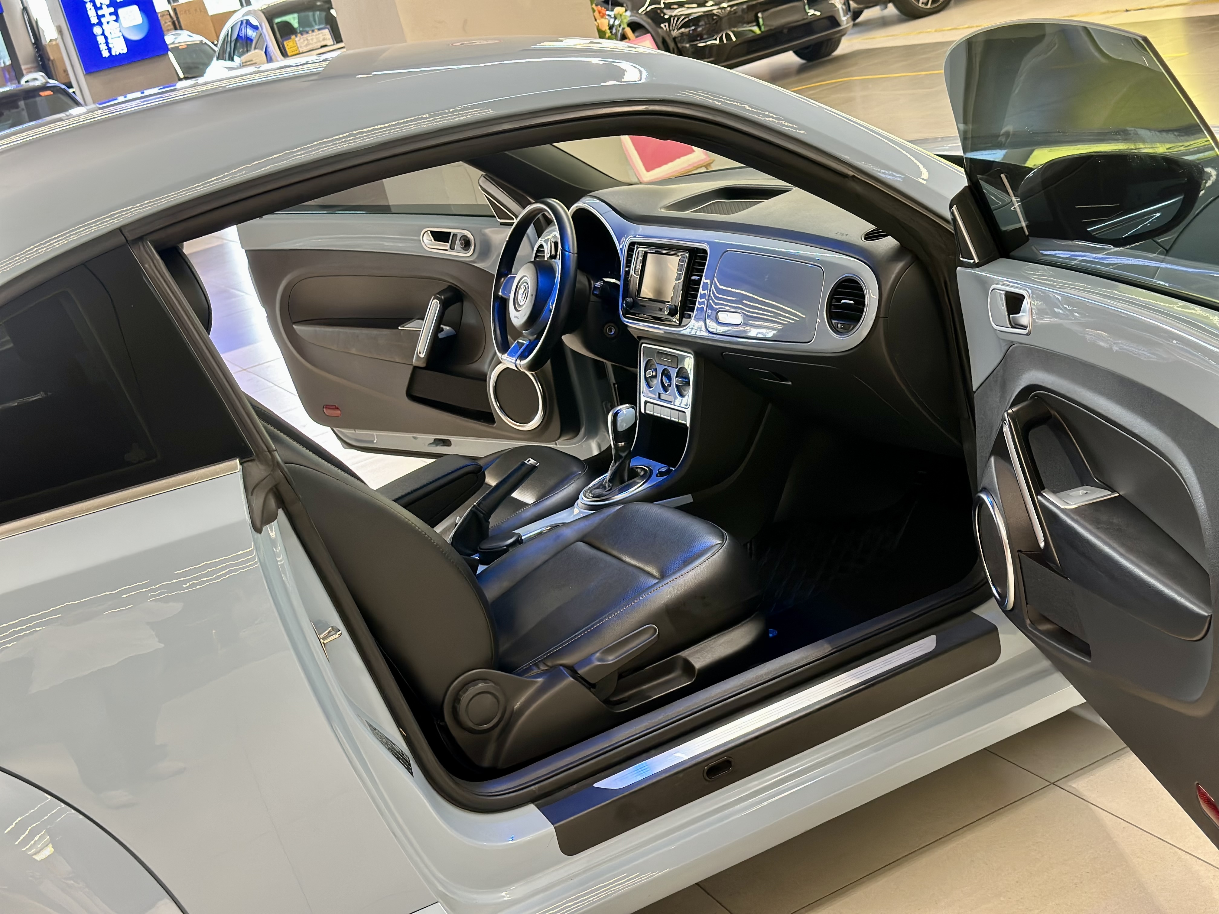 Volkswagen Beetle 2015 immagine di auto #6