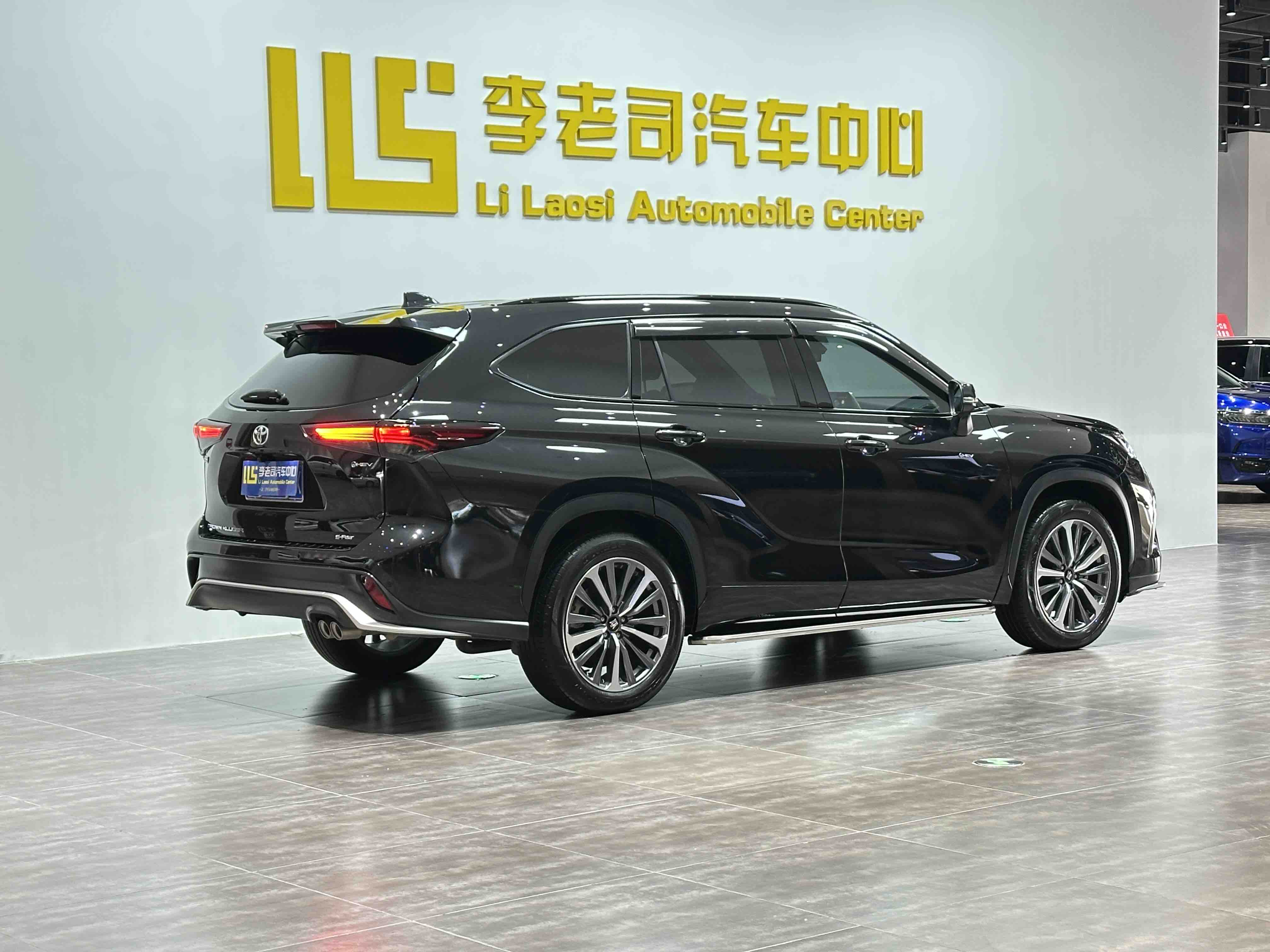 Toyota Crown Kluger 2025 #6 Toyota Crown Kluger 2025 car image #6