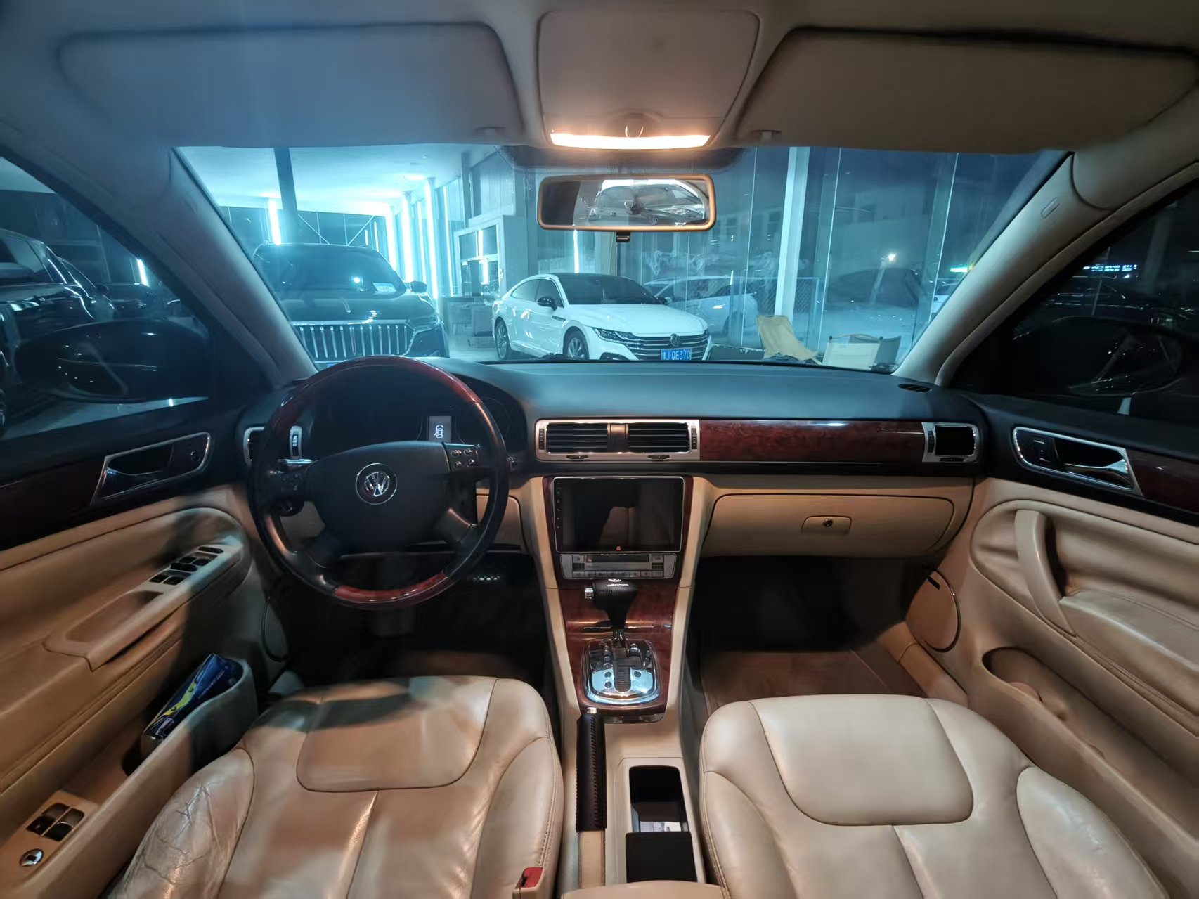 Volkswagen Passat Lingyu 2011 car image #6