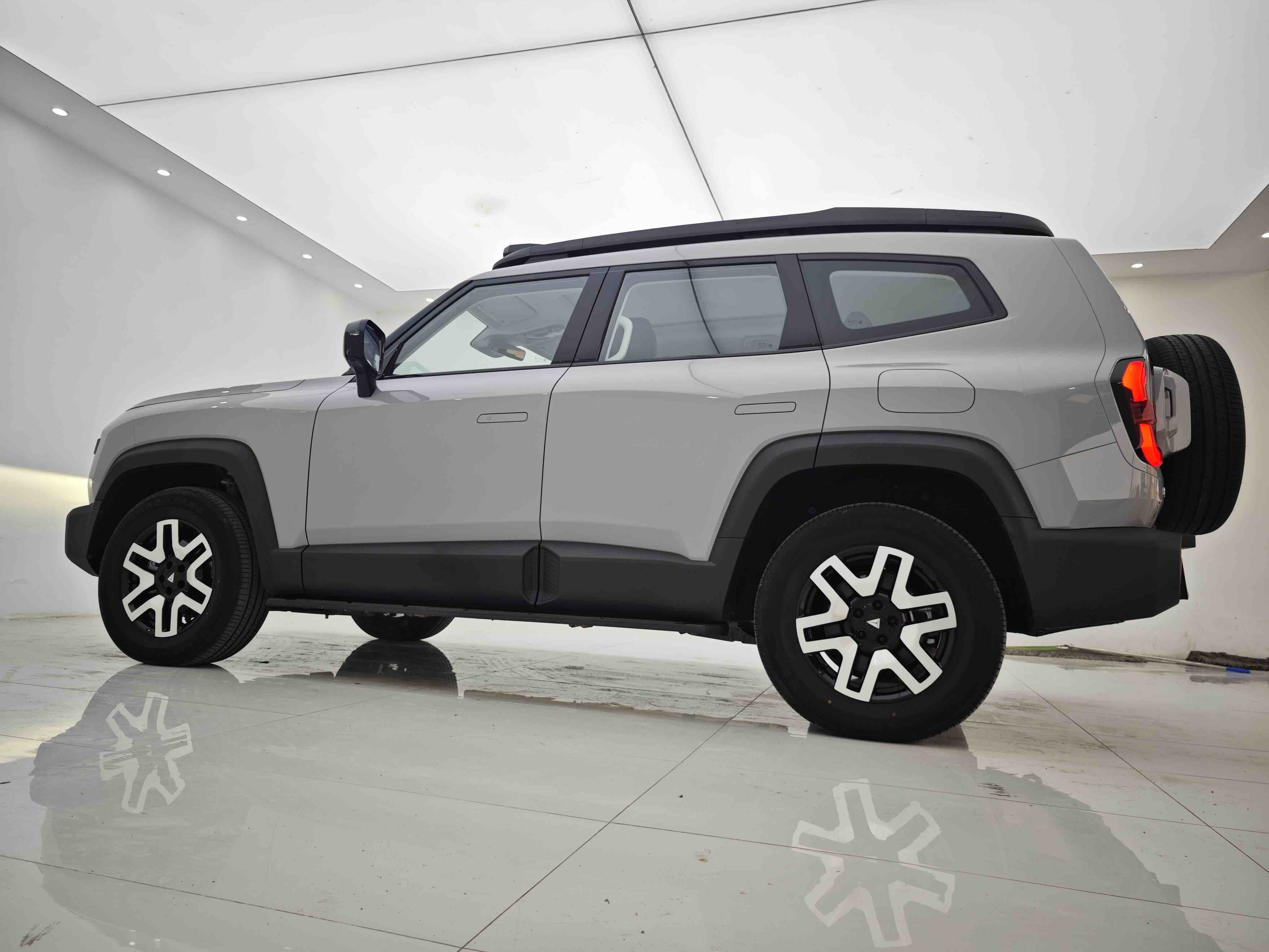 Deepal G318 2024 #6 Deepal G318 2024 car image #6