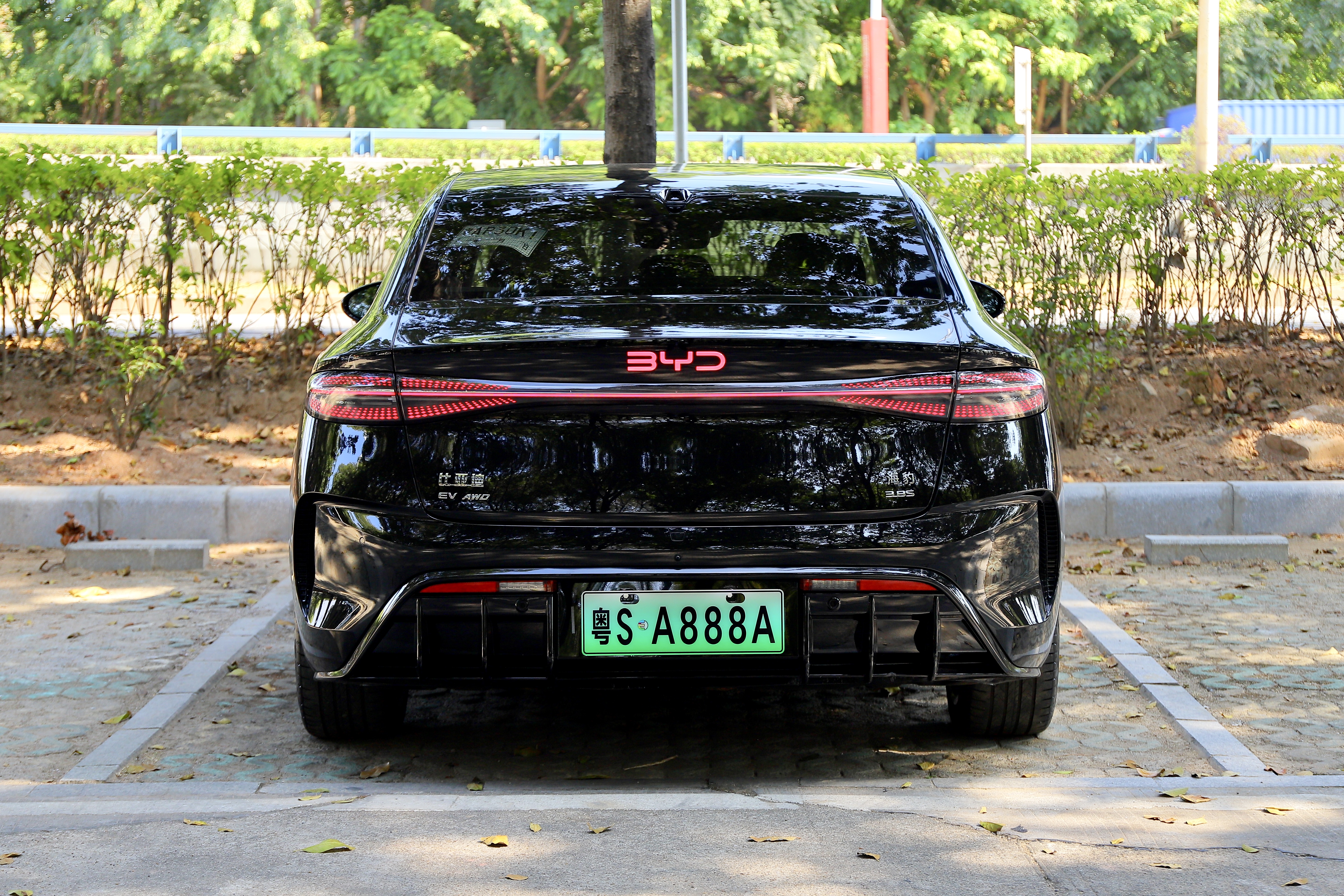 BYD Seal 2025 #6 BYD Seal 2025 car image #6