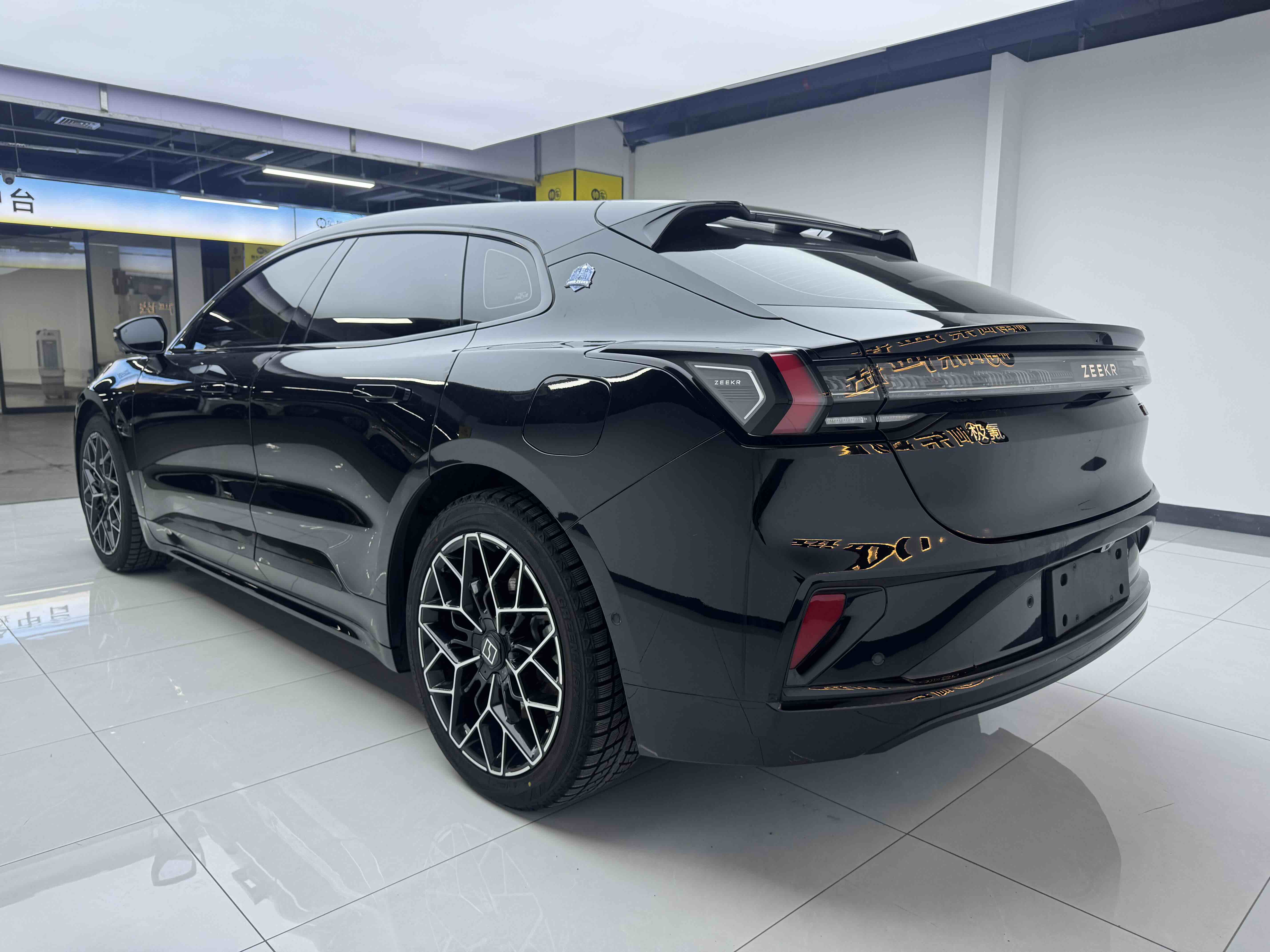 极氪 极氪001 2024 汽车图片 #6