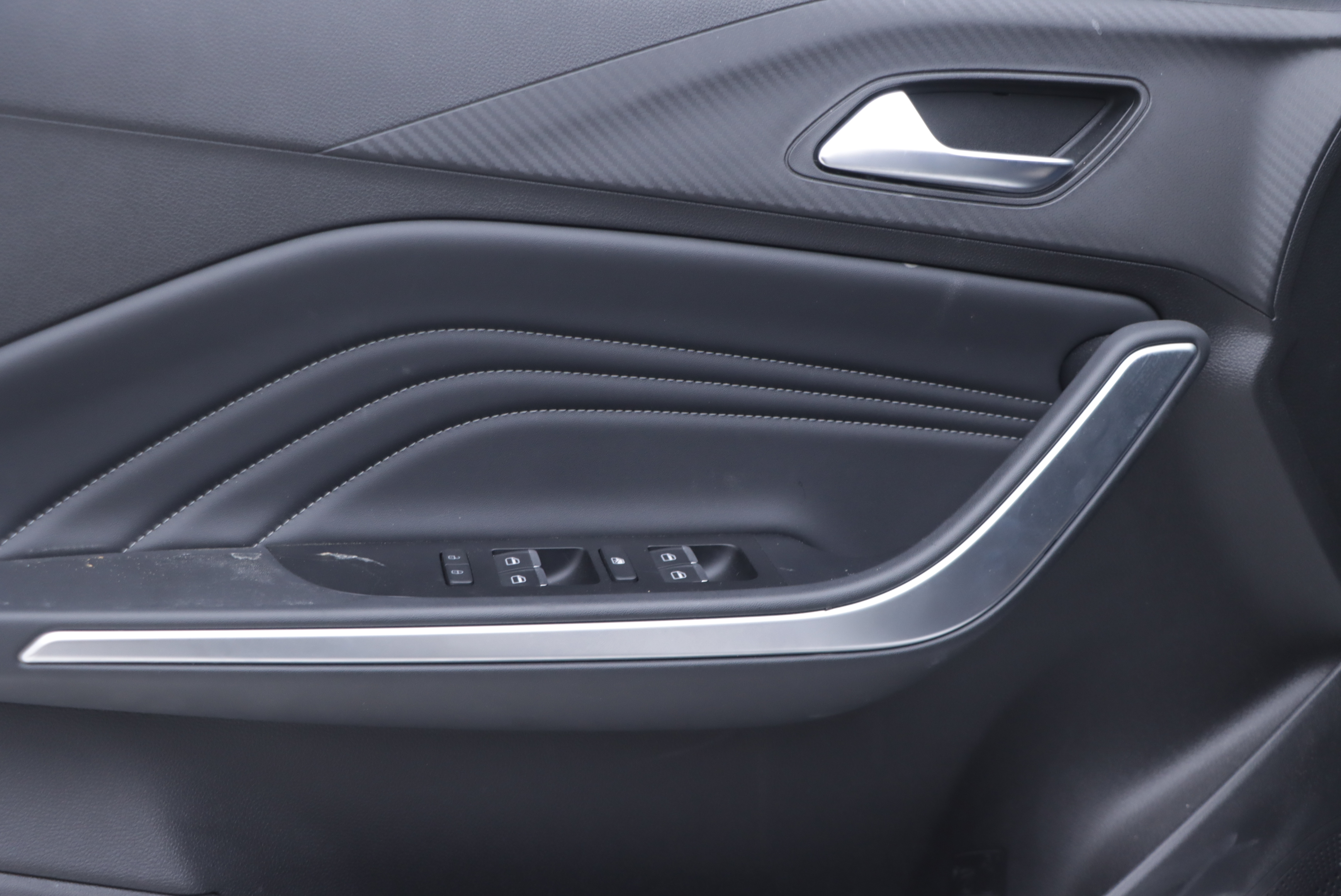Chery Tiggo 3x 2024 car image #6
