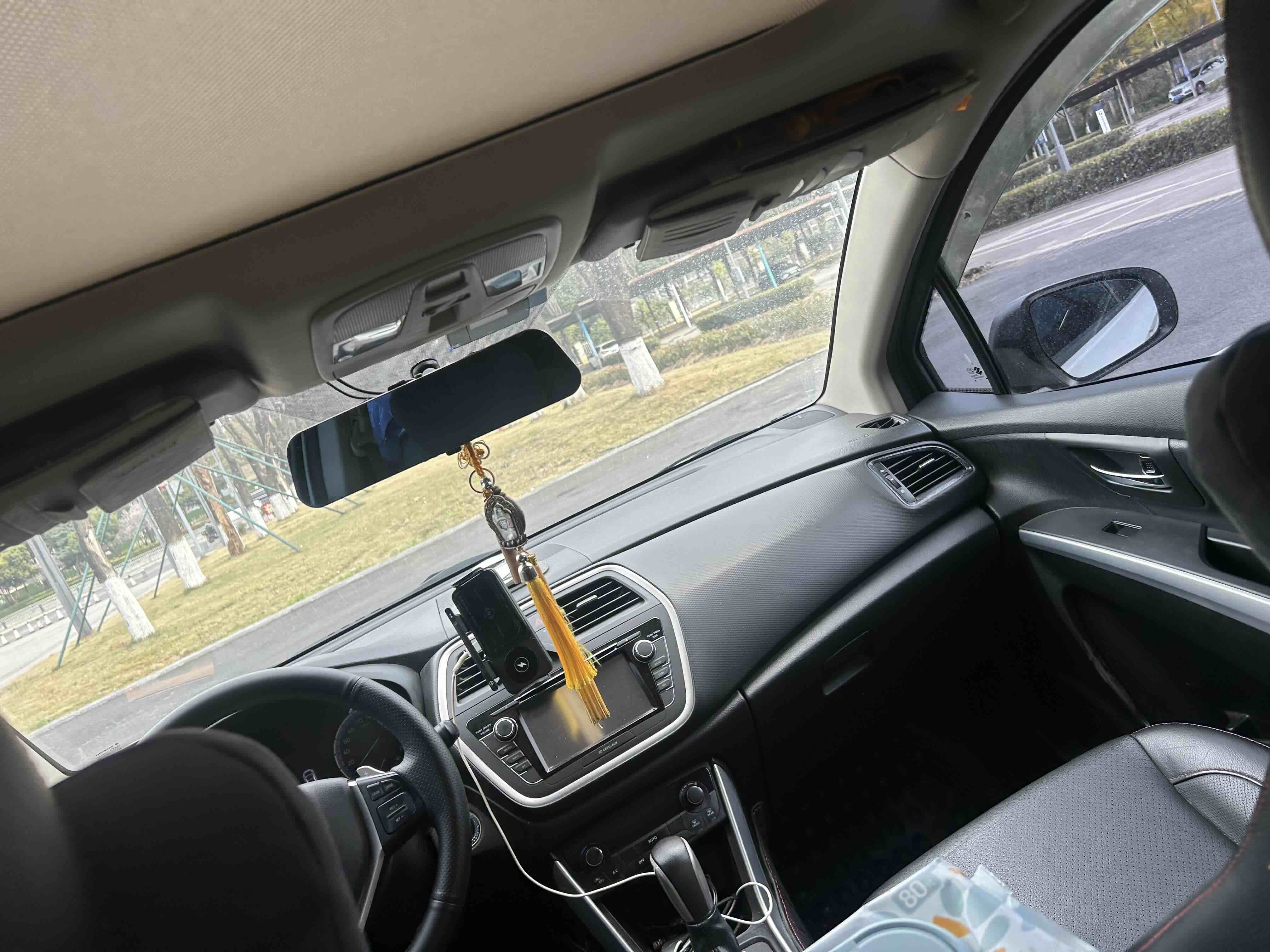 Suzuki S-Cross 2015 immagine di auto #6