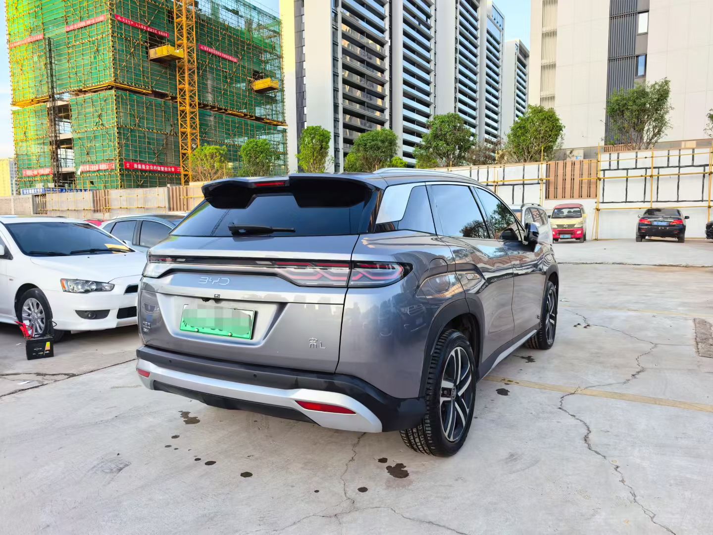 BYD SongL DM-i 2024 car image #6