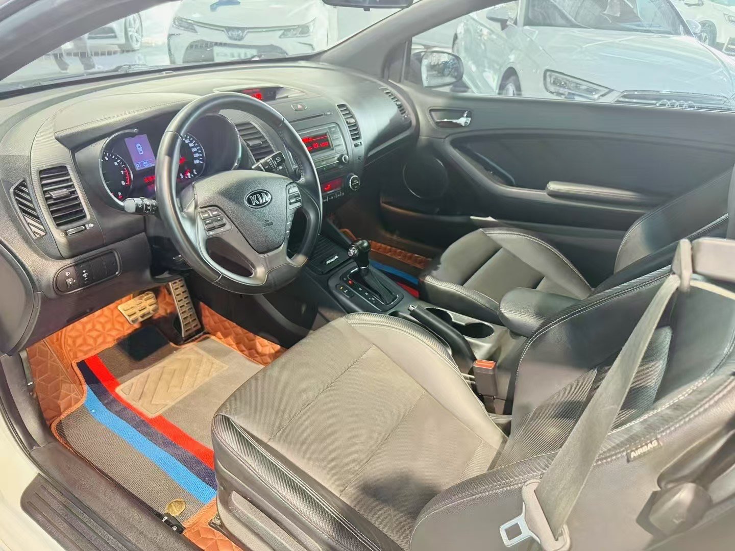 起亚 速迈 2016 汽车图片 #6