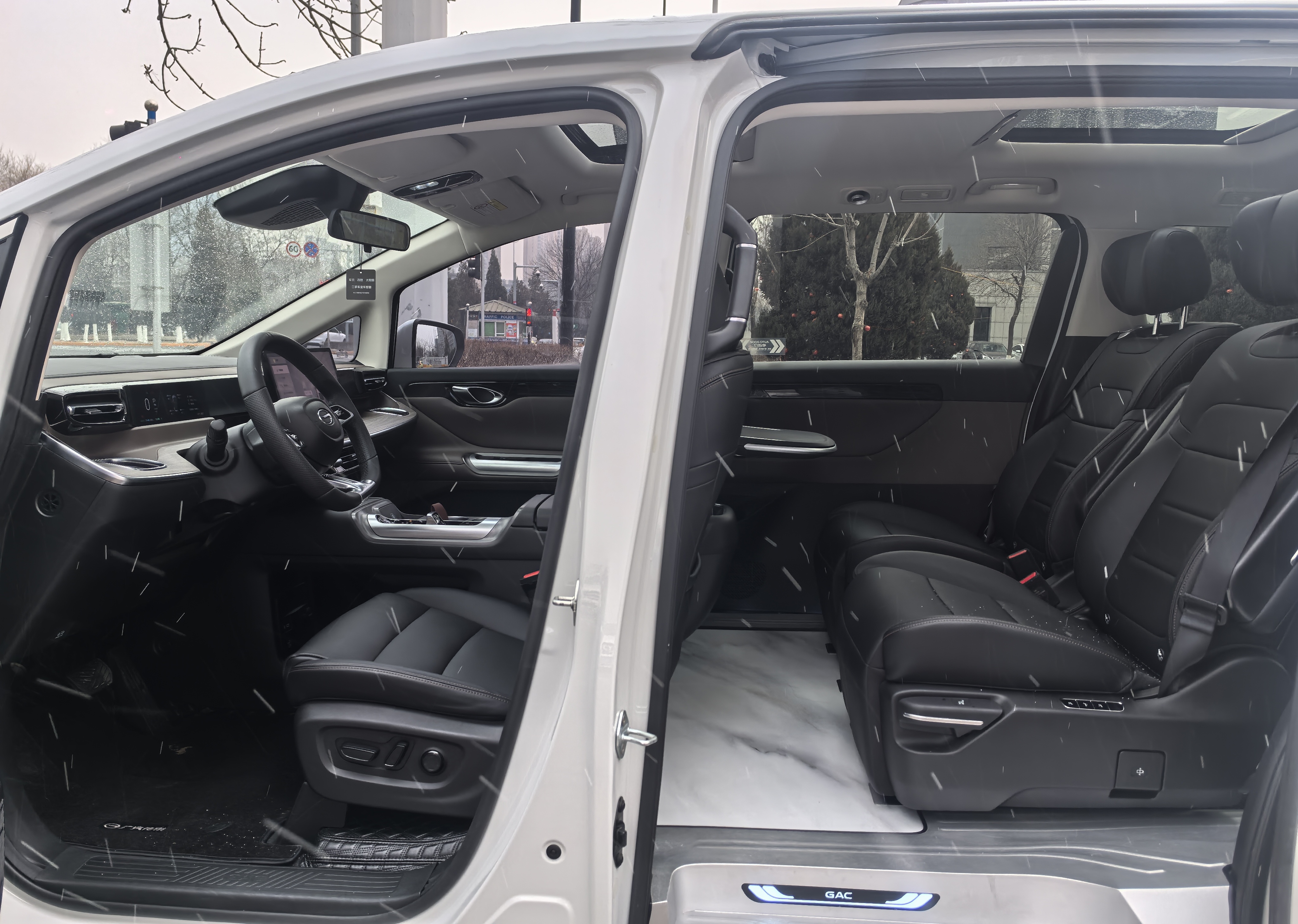 GAC Trumpchi E8 2025 imagem de carro #6