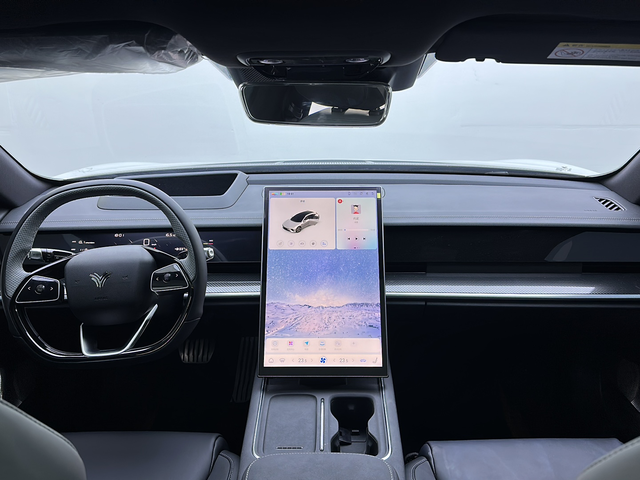 哪吒汽车 哪吒S猎装 2025 汽车图片 #6