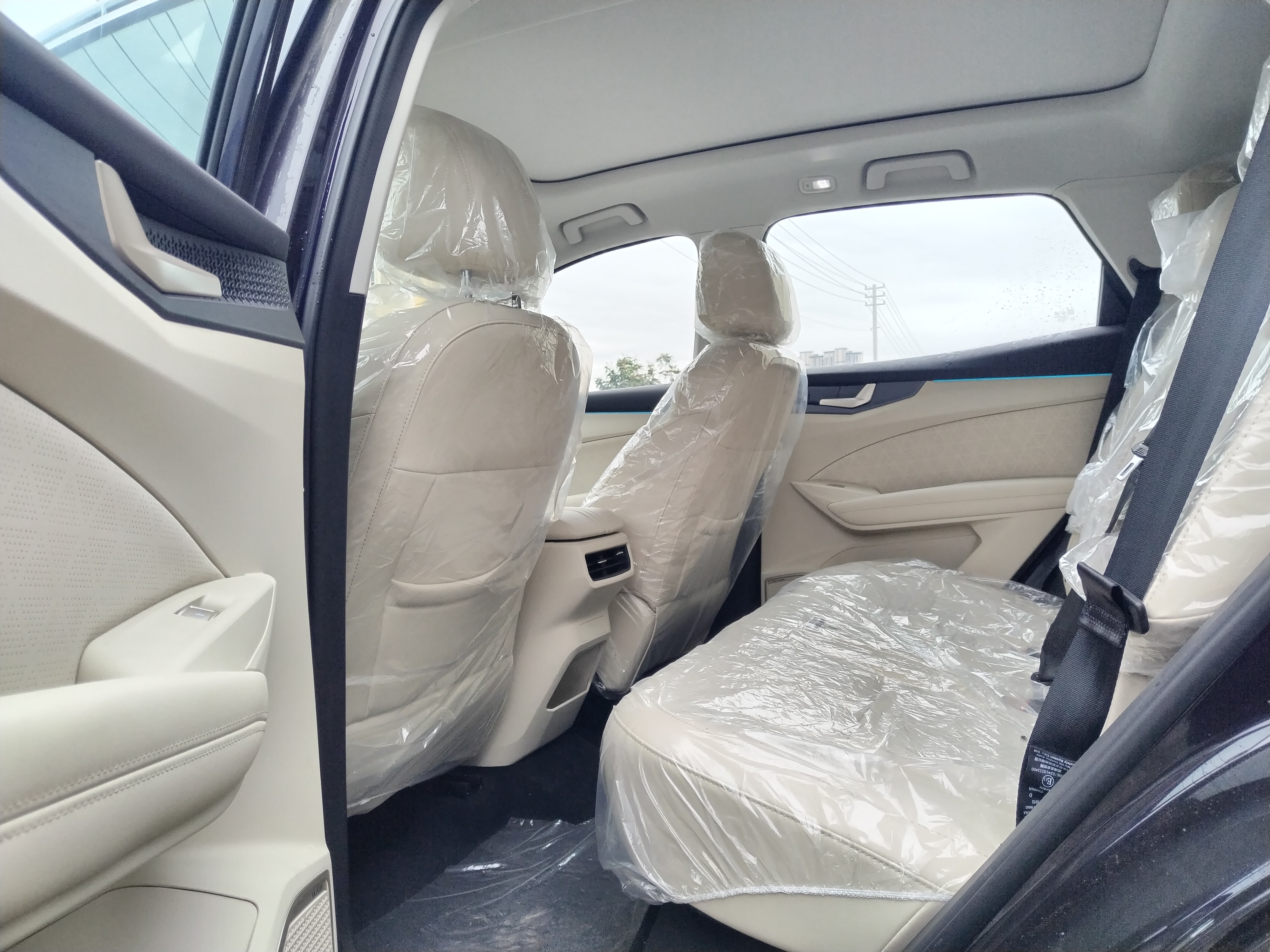 Kaiyi Kunlun New Energy 2025 car image #6