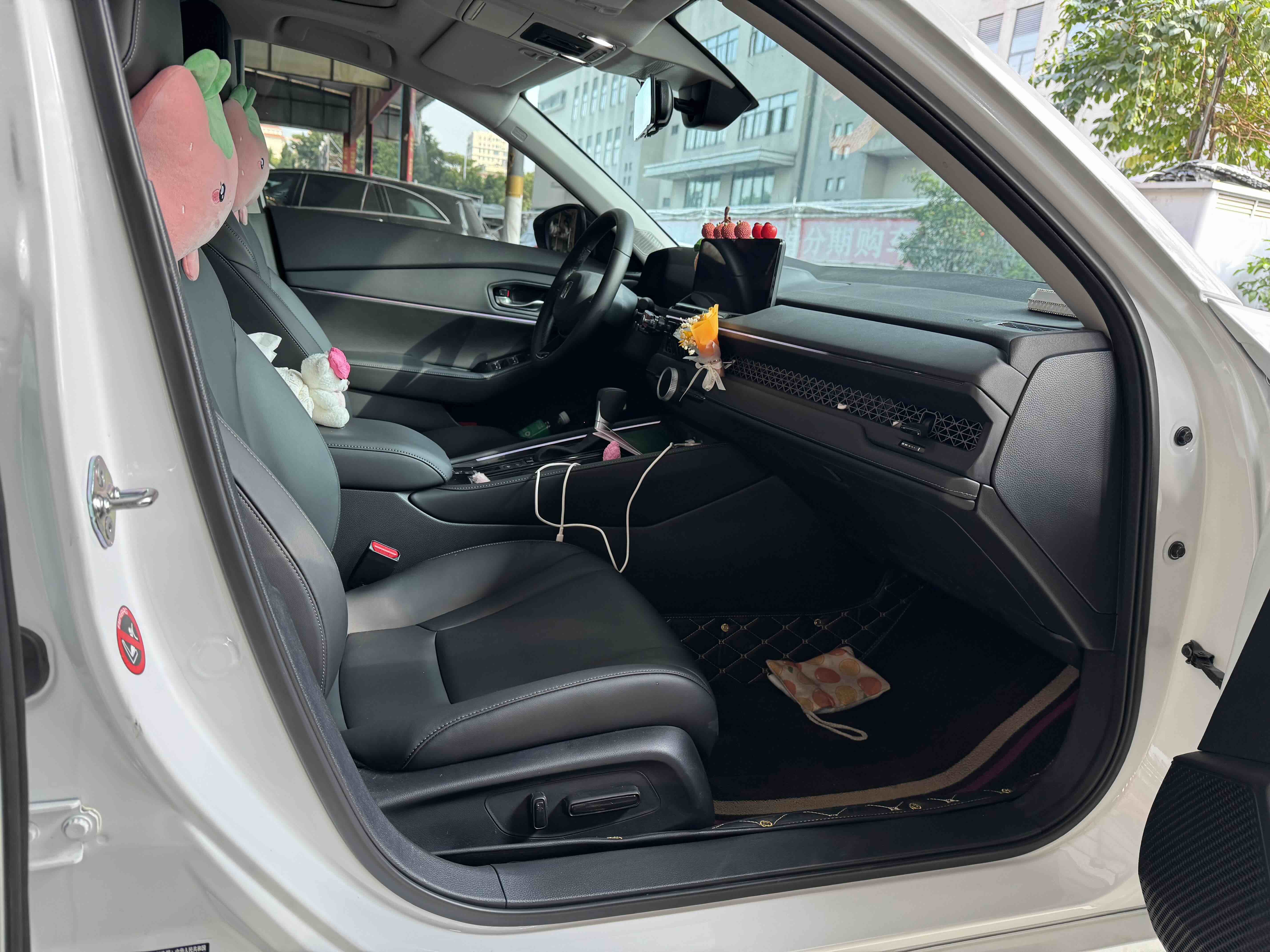 Honda Accord 2025 car image #6