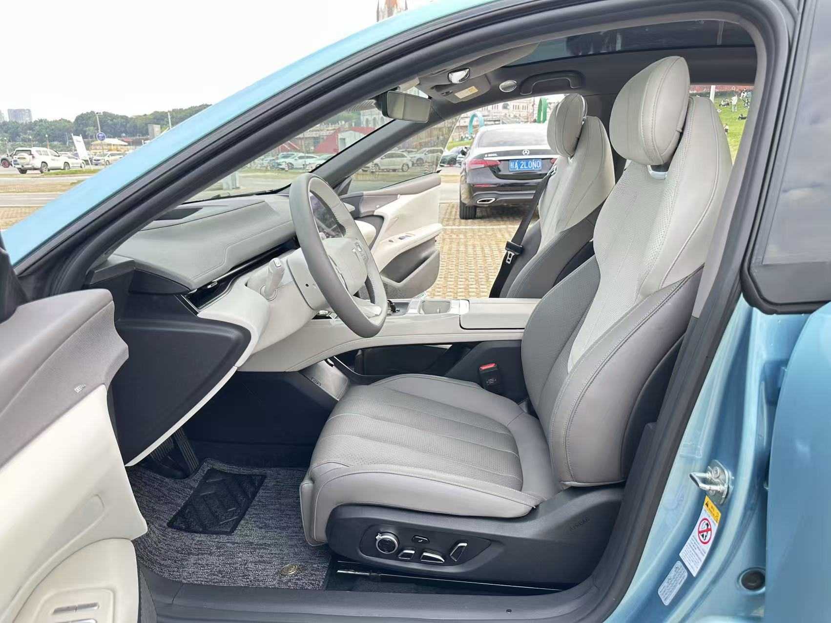 Deepal L07 2024 car image #6